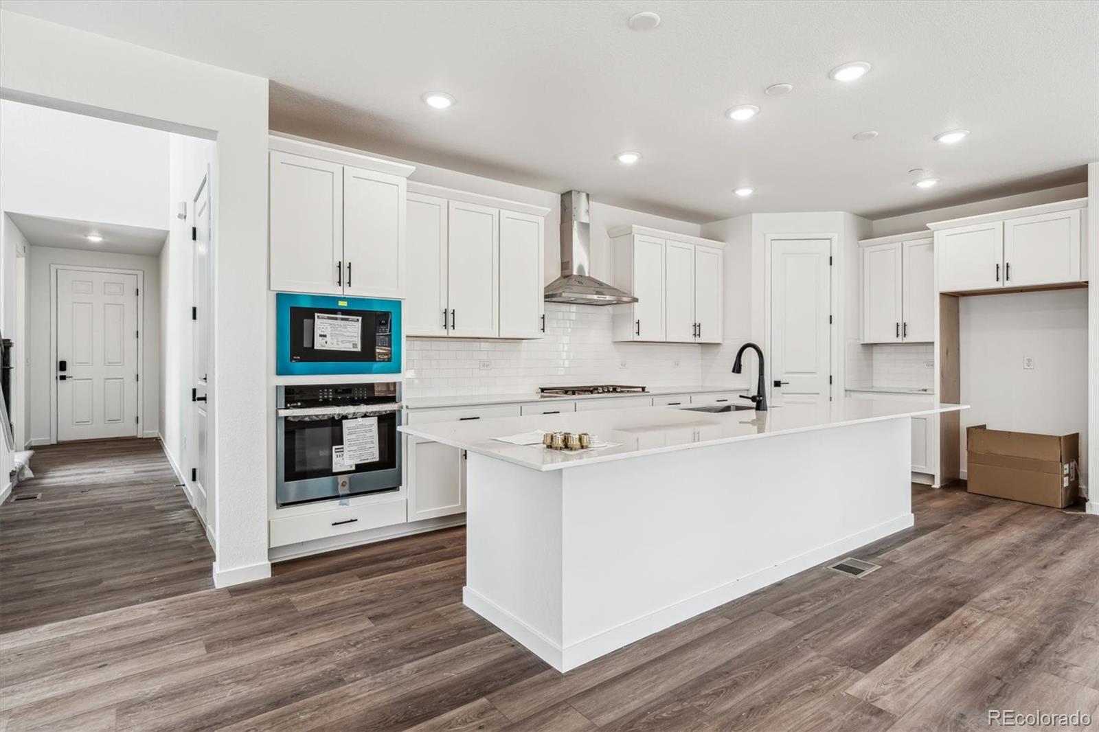 MLS Image #4 for 9256  telluride court,commerce city, Colorado