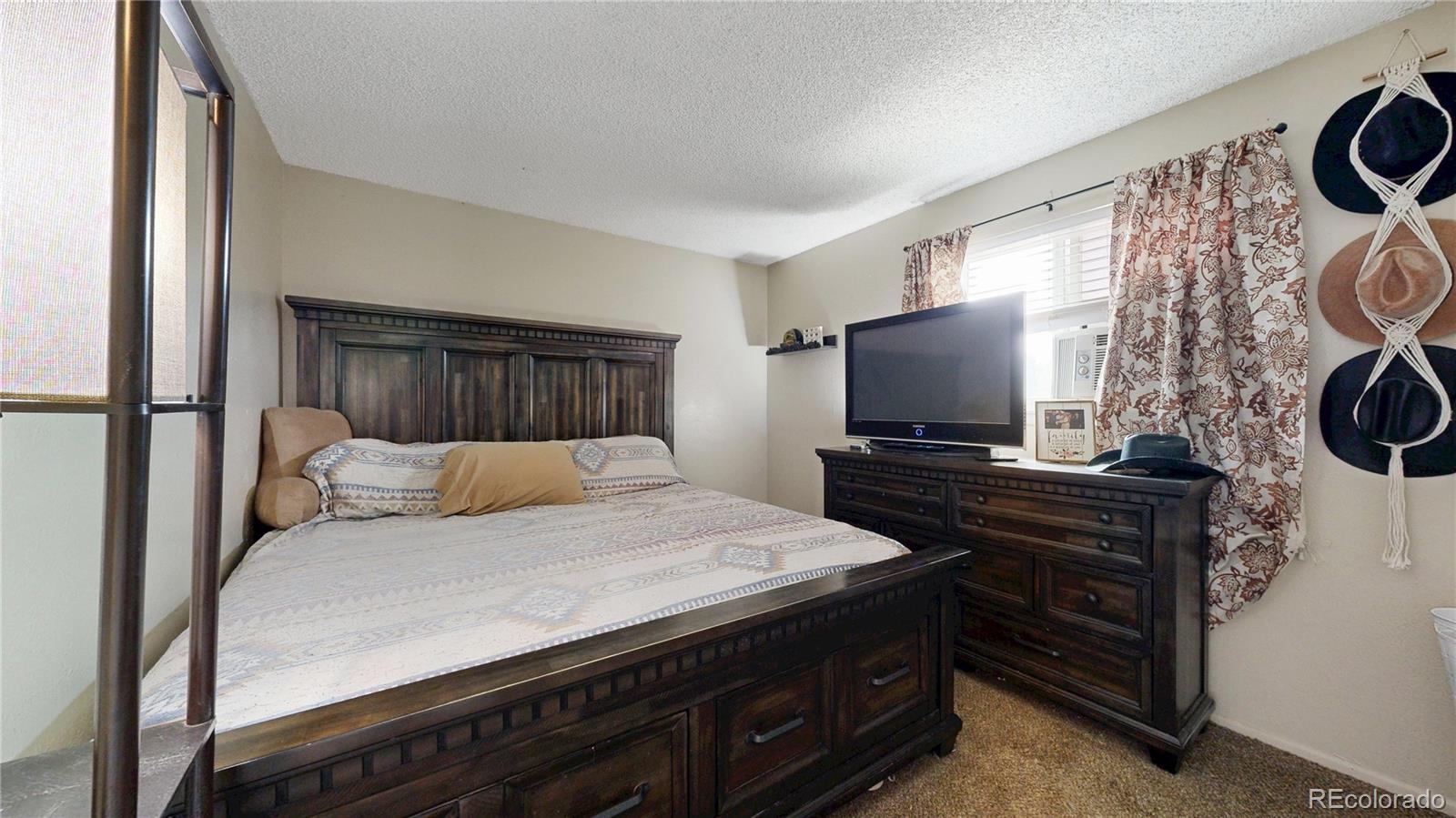 MLS Image #13 for 6327 s johnson street,littleton, Colorado