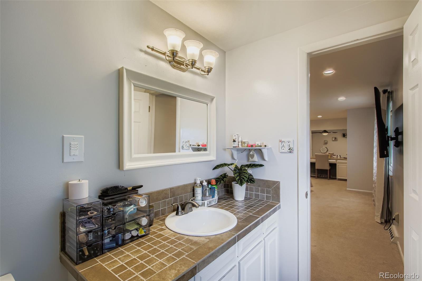 MLS Image #15 for 2728 s marshall street,denver, Colorado