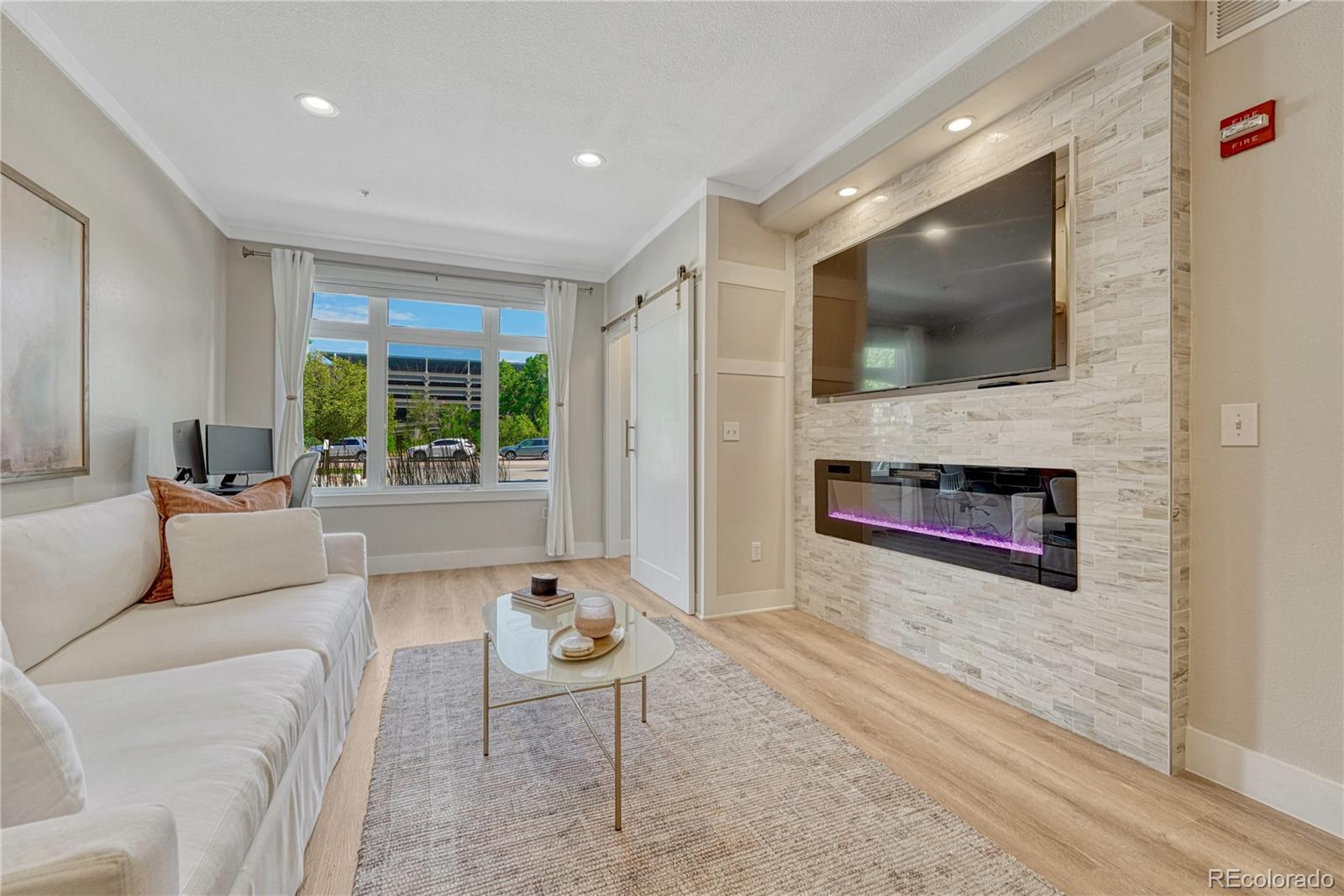 MLS Image #9 for 2700 e cherry creek south drive,denver, Colorado