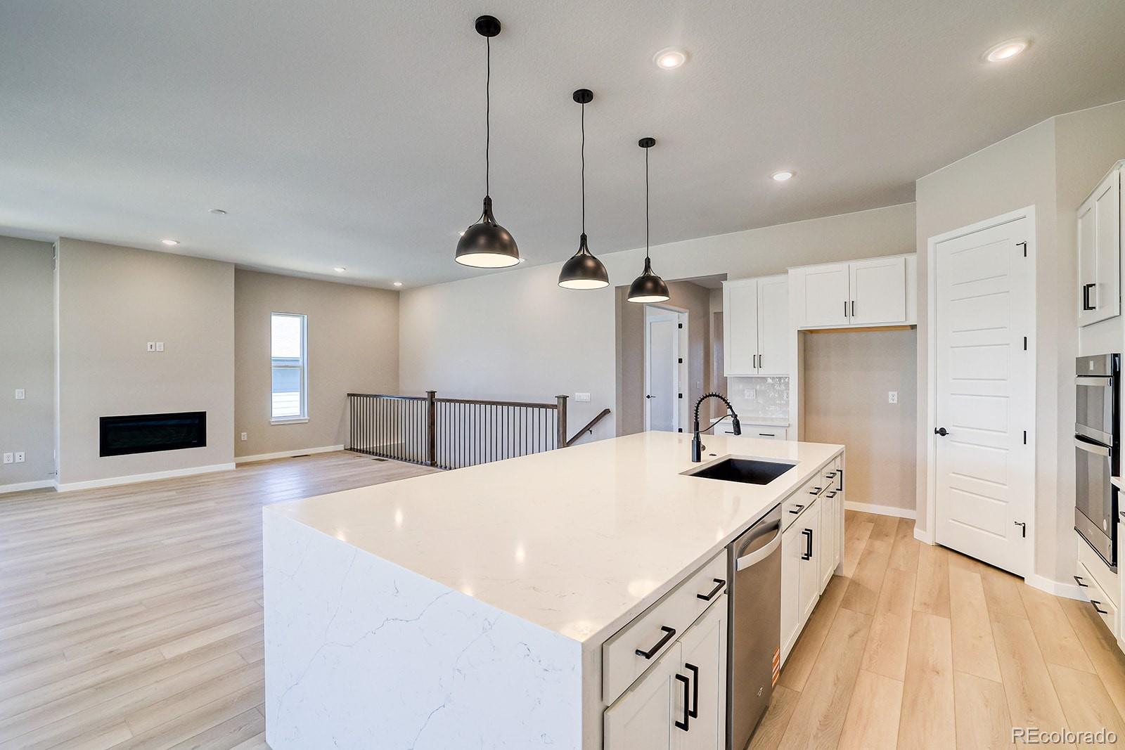 MLS Image #5 for 8555  hotchkiss street,littleton, Colorado