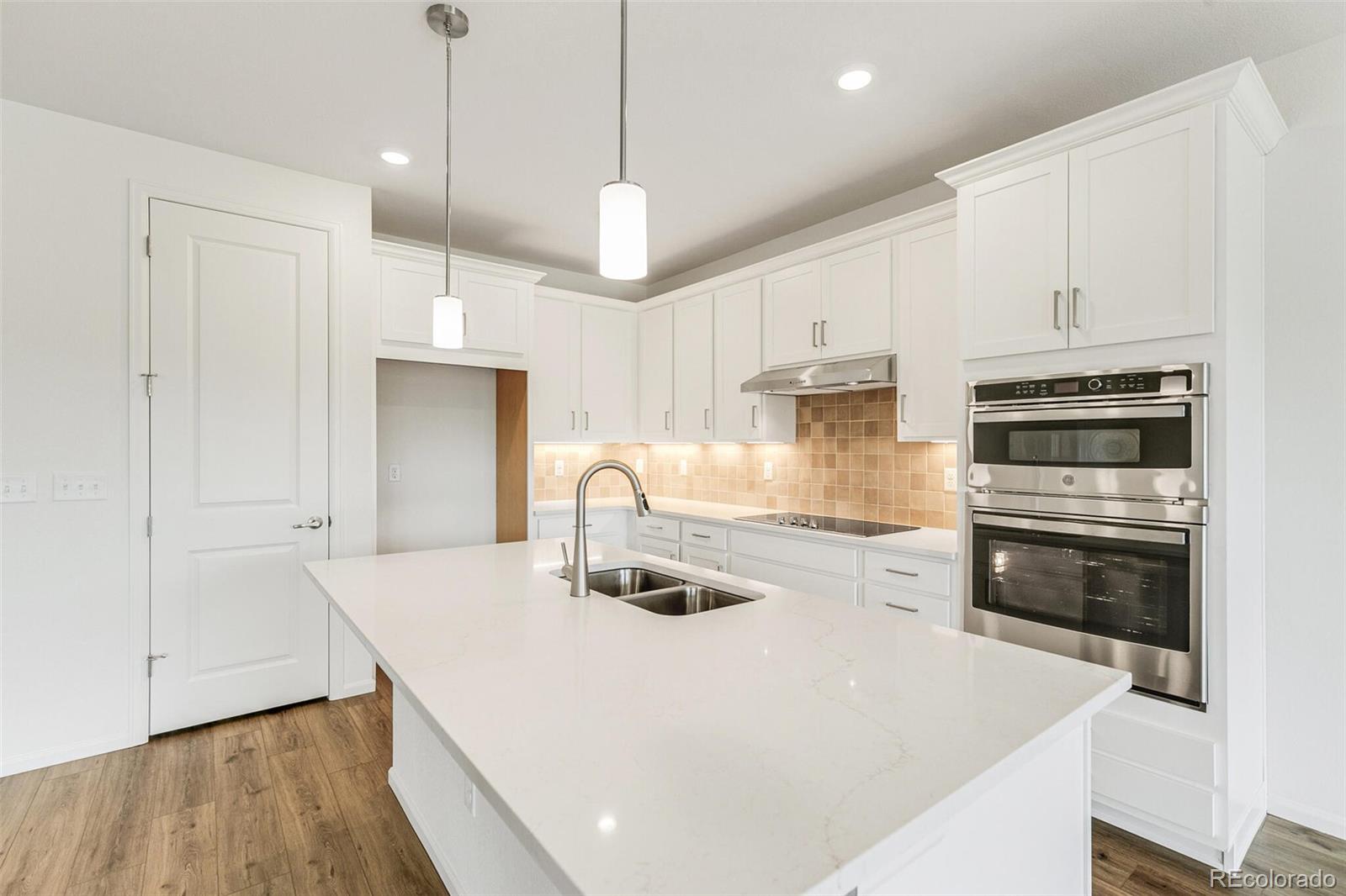 MLS Image #13 for 2754  madrona court,castle rock, Colorado