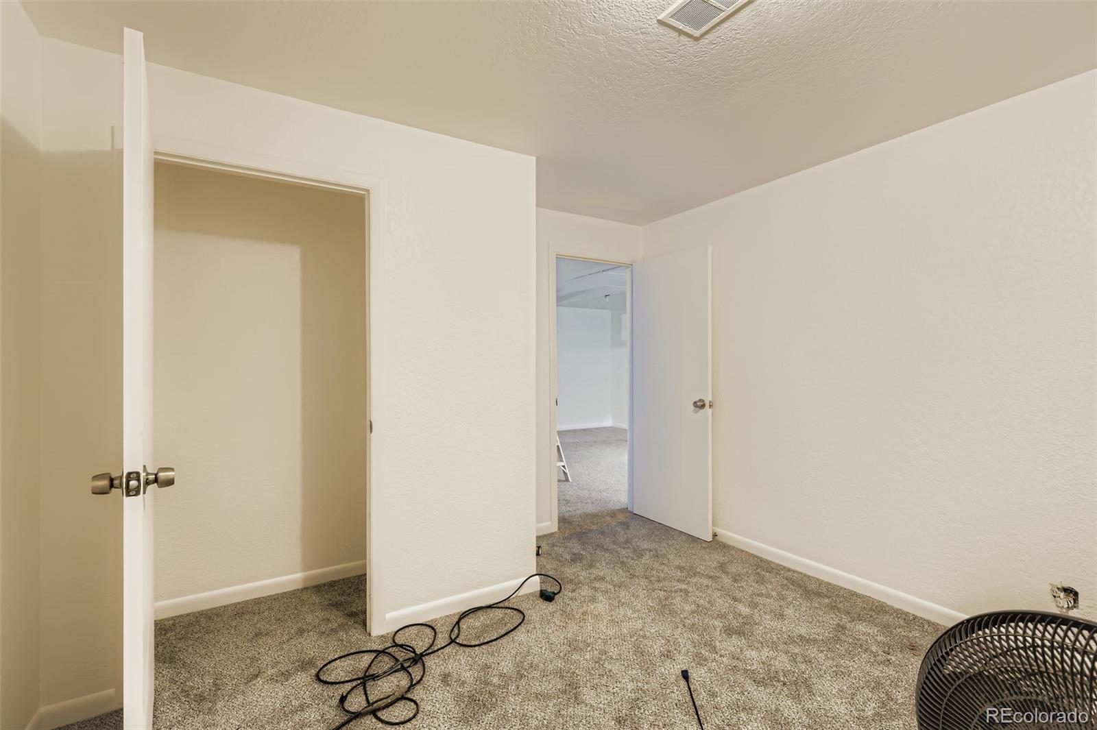 MLS Image #17 for 7301  worley drive,denver, Colorado