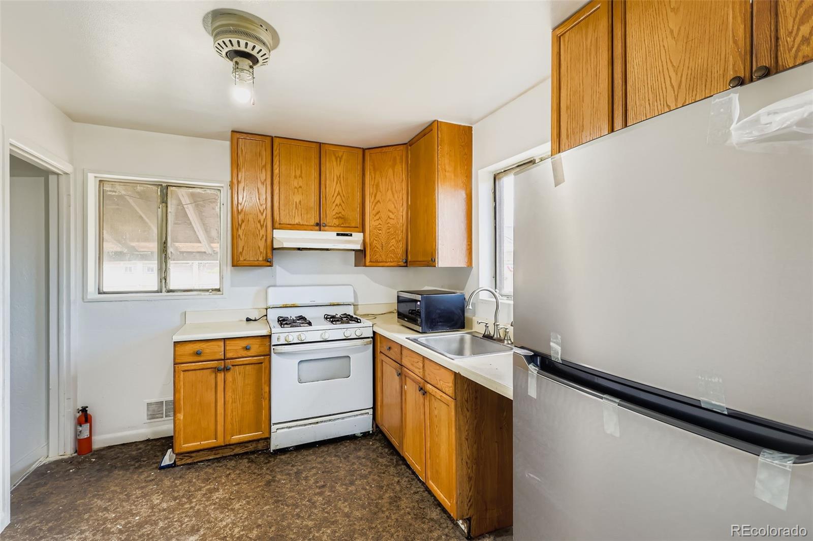 MLS Image #6 for 7301  worley drive,denver, Colorado
