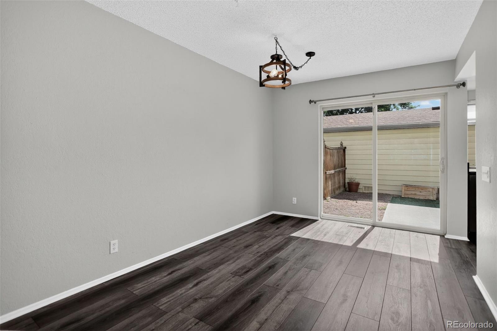 MLS Image #10 for 3551 s kittredge street,aurora, Colorado