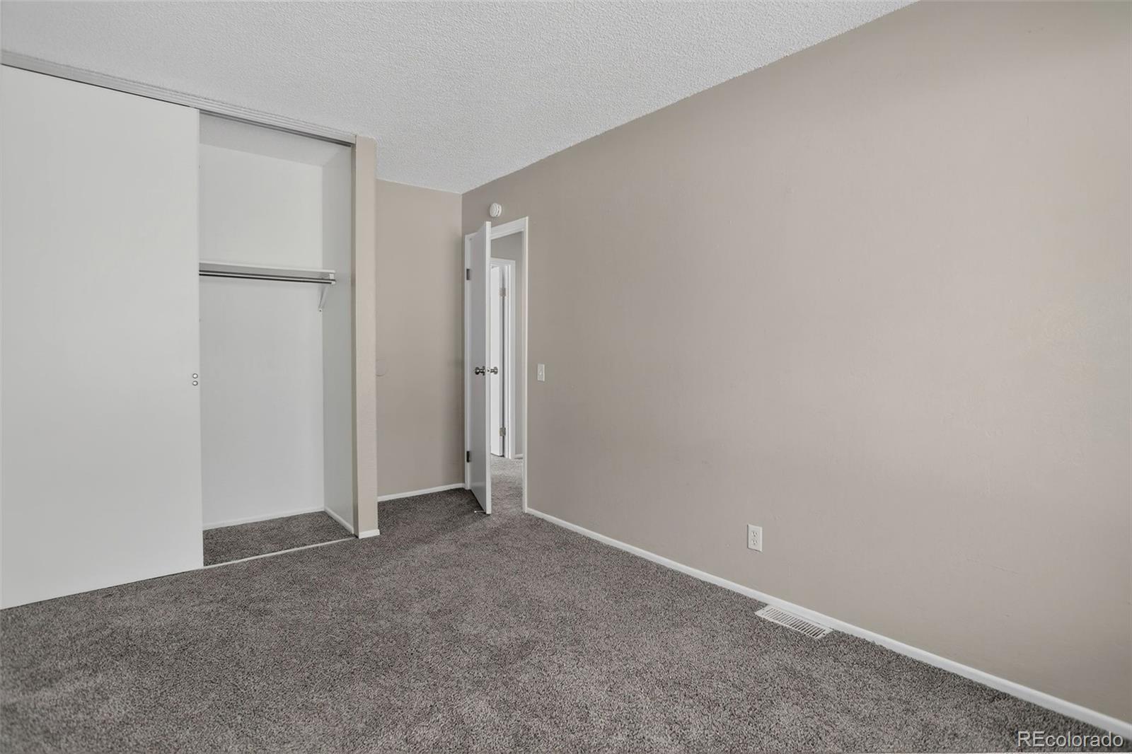 MLS Image #26 for 3551 s kittredge street,aurora, Colorado
