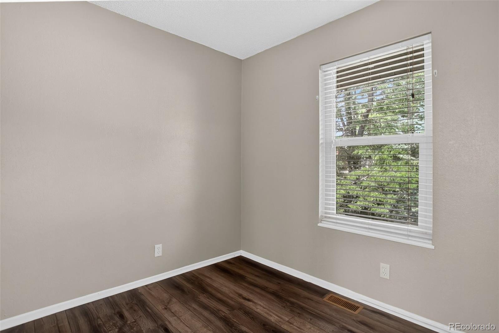 MLS Image #29 for 3551 s kittredge street,aurora, Colorado