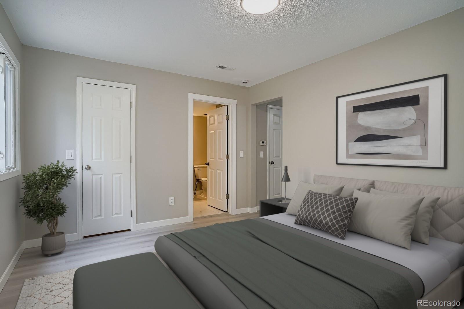 MLS Image #12 for 3050 w 32nd avenue,denver, Colorado