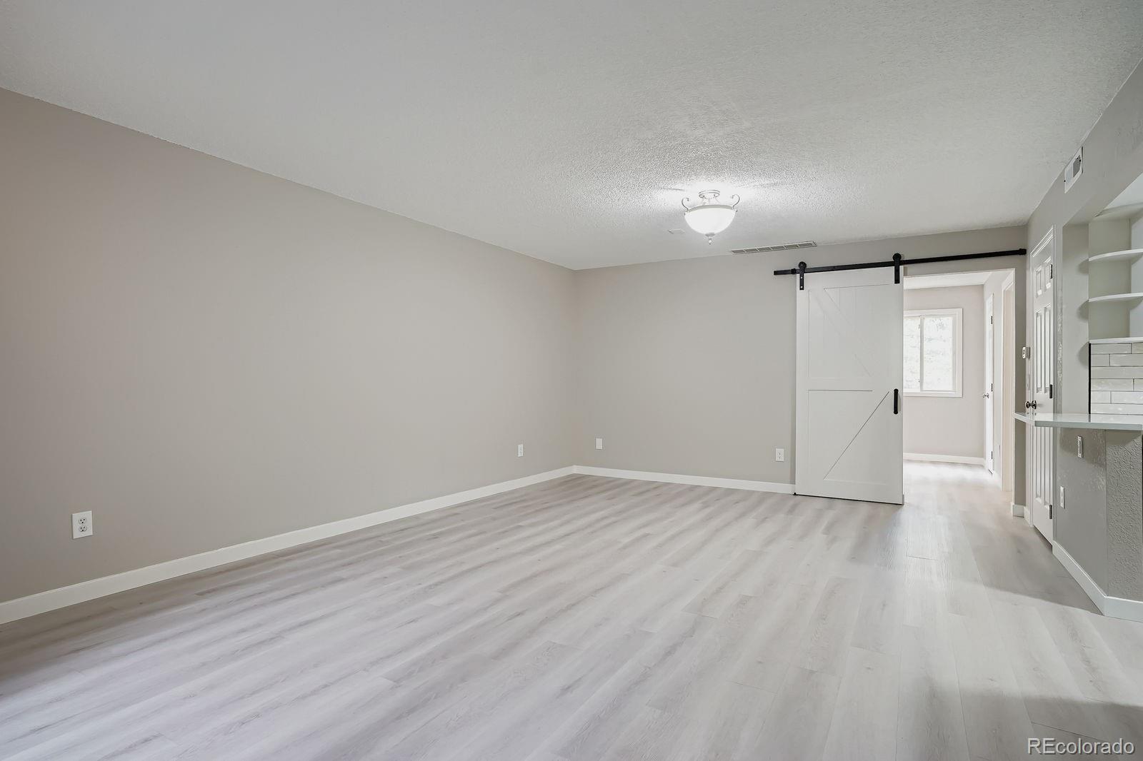 MLS Image #4 for 3050 w 32nd avenue,denver, Colorado