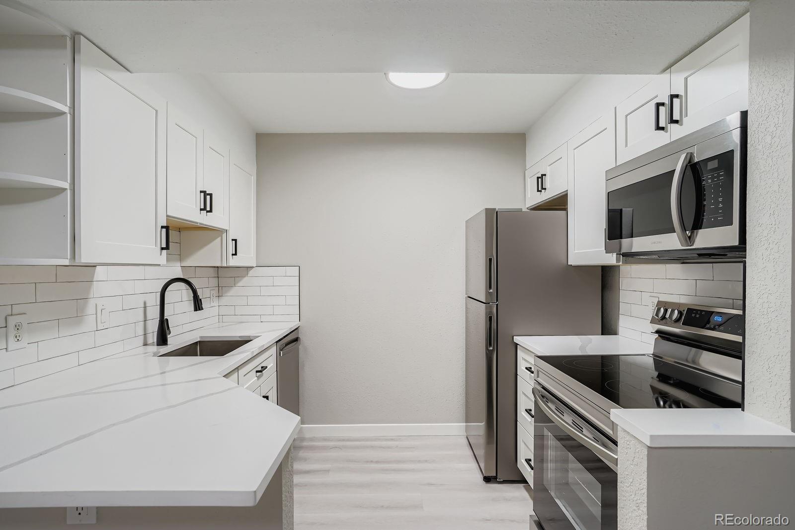 MLS Image #5 for 3050 w 32nd avenue,denver, Colorado
