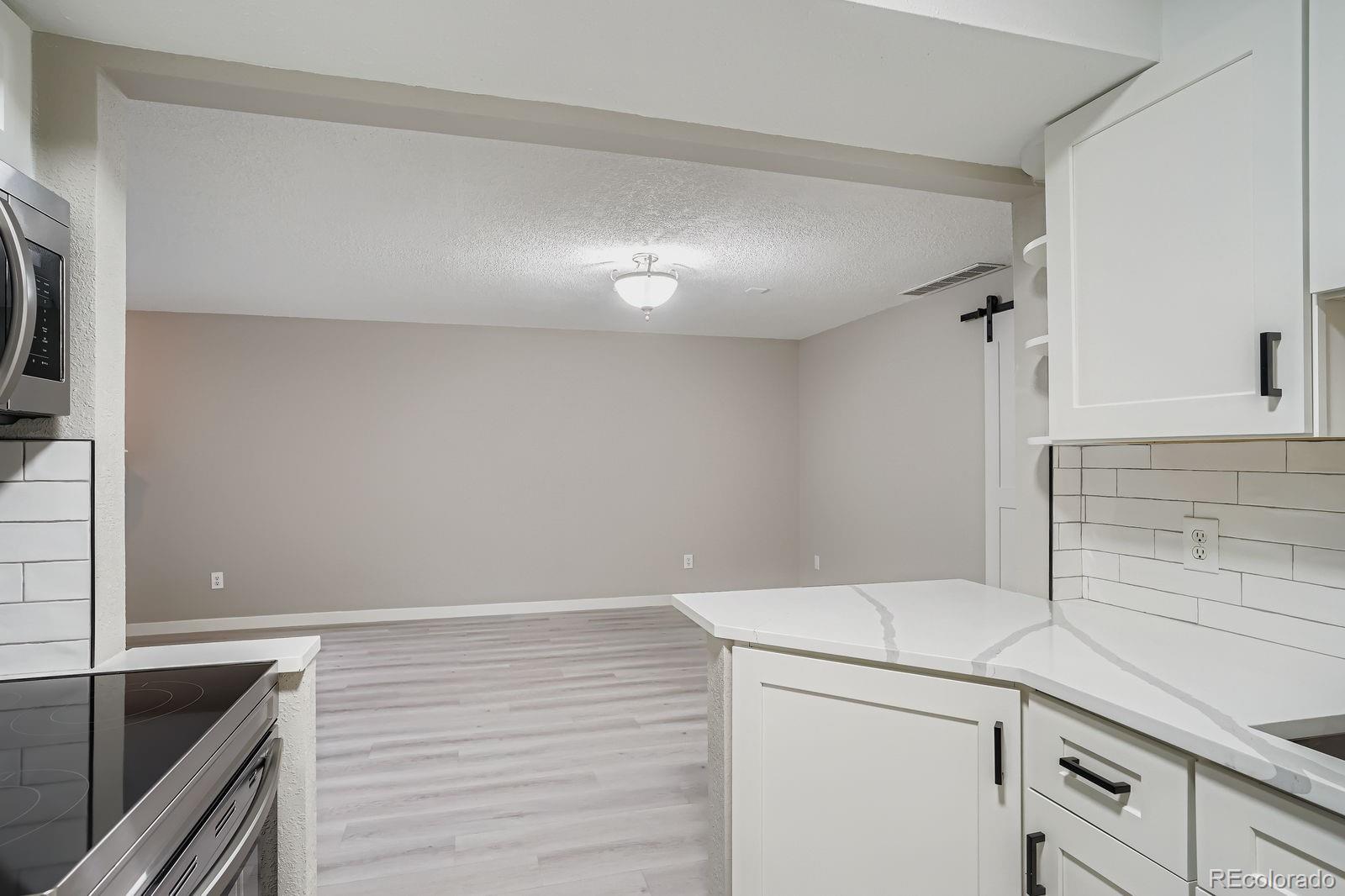 MLS Image #8 for 3050 w 32nd avenue,denver, Colorado