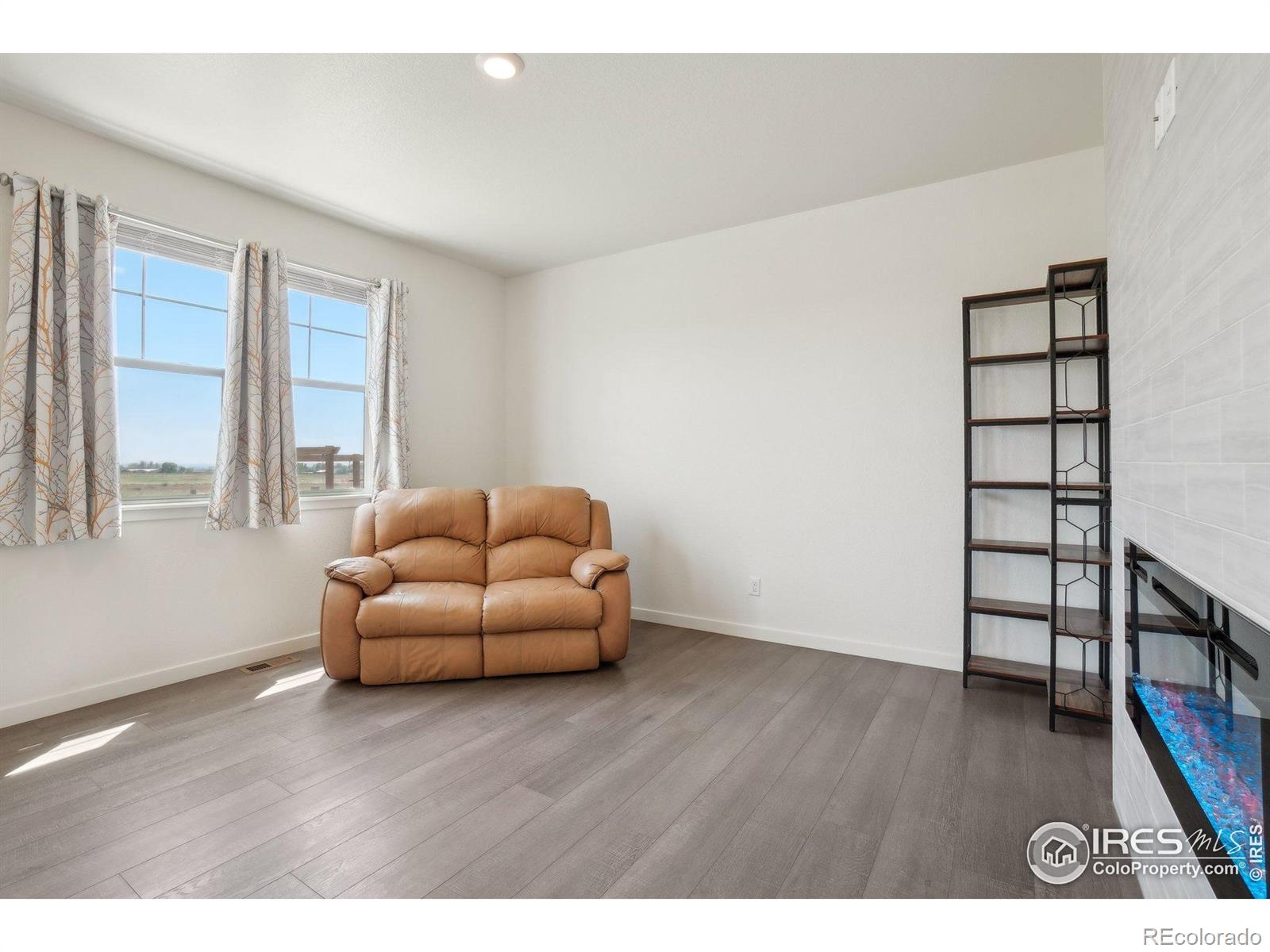 MLS Image #7 for 1800  vantage parkway,berthoud, Colorado