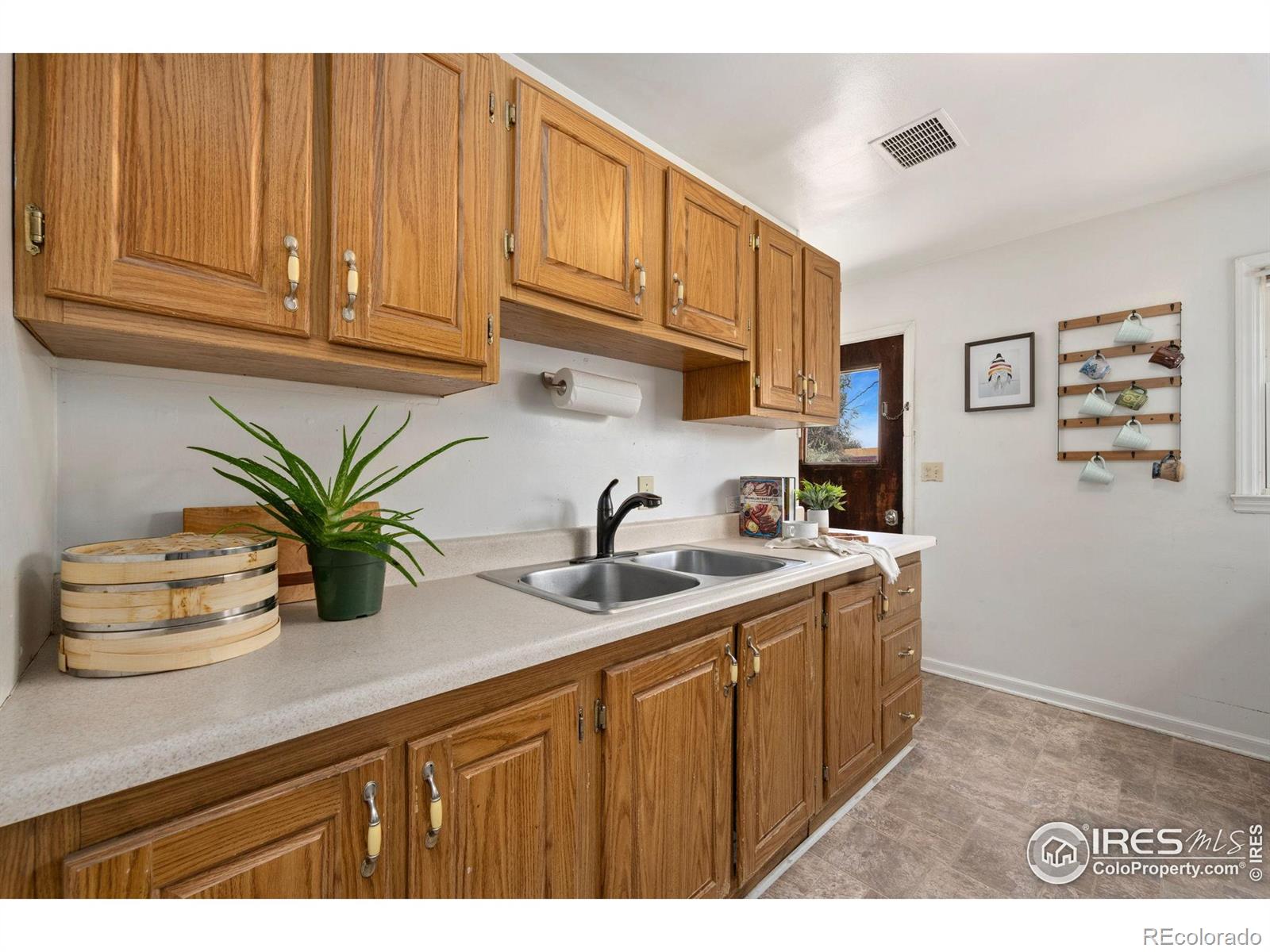 MLS Image #9 for 2312  cleveland avenue,loveland, Colorado