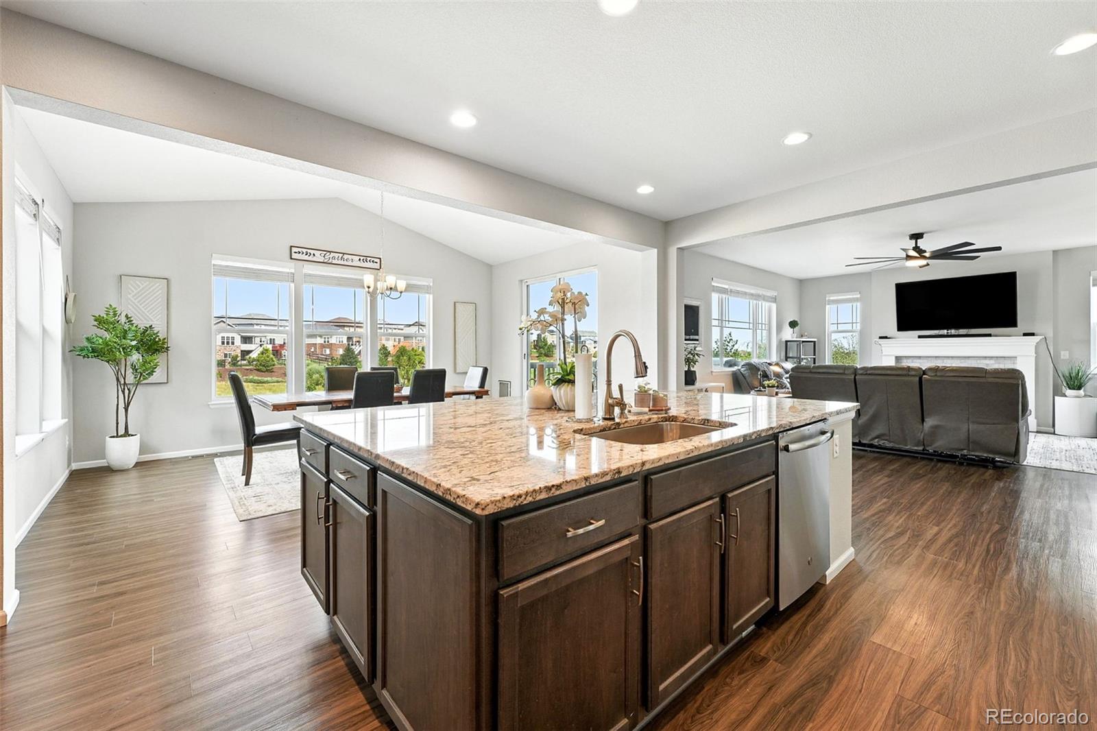 MLS Image #17 for 7359 s queensburg street,aurora, Colorado