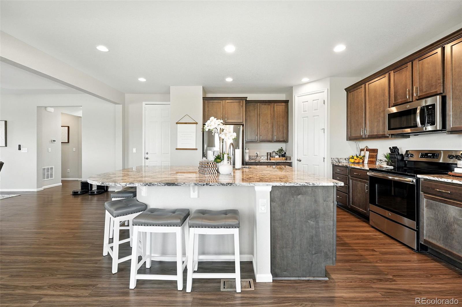 MLS Image #19 for 7359 s queensburg street,aurora, Colorado