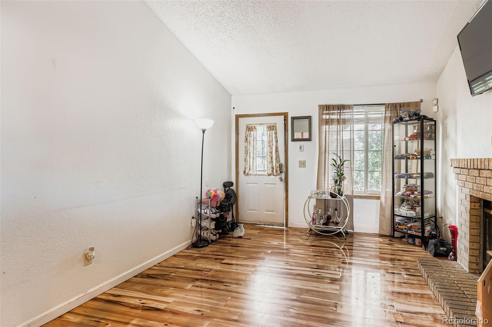 MLS Image #2 for 1776  fraser court,aurora, Colorado