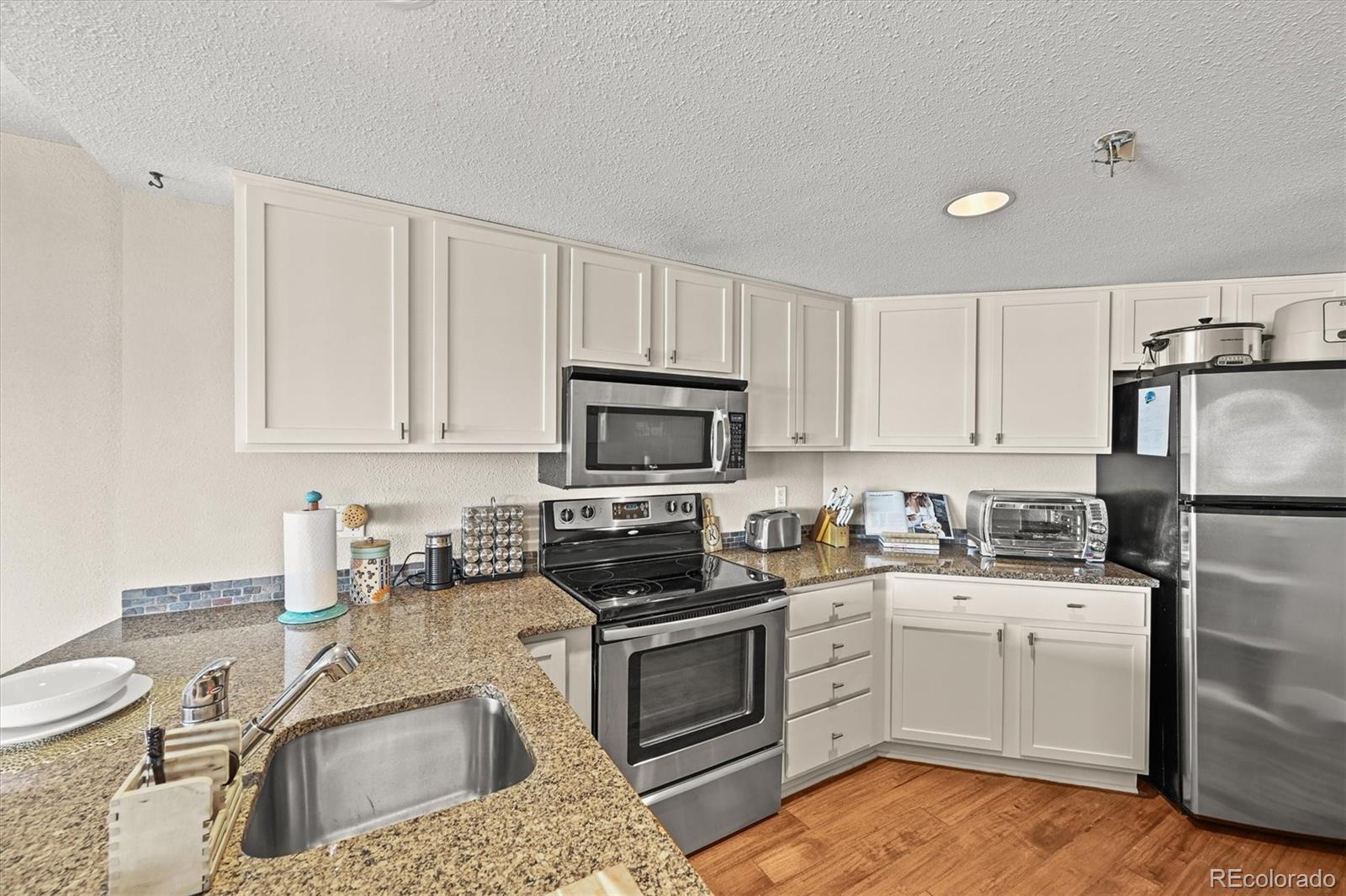 MLS Image #8 for 100  park avenue,denver, Colorado