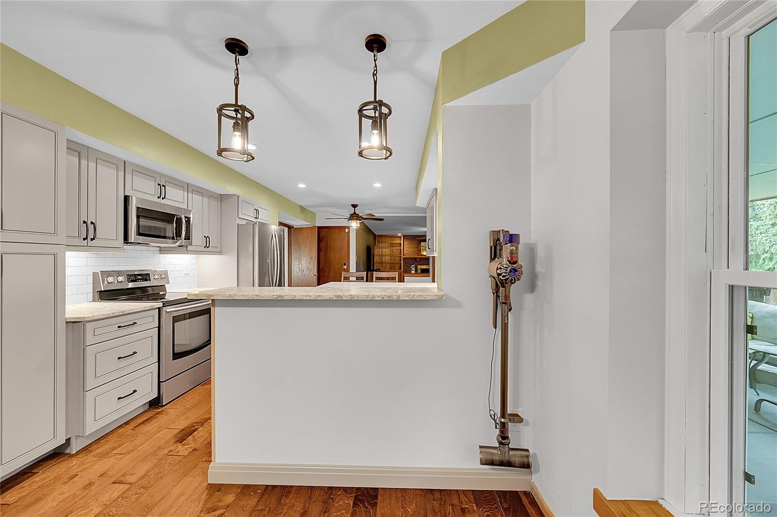 MLS Image #13 for 12844  columbine circle,thornton, Colorado