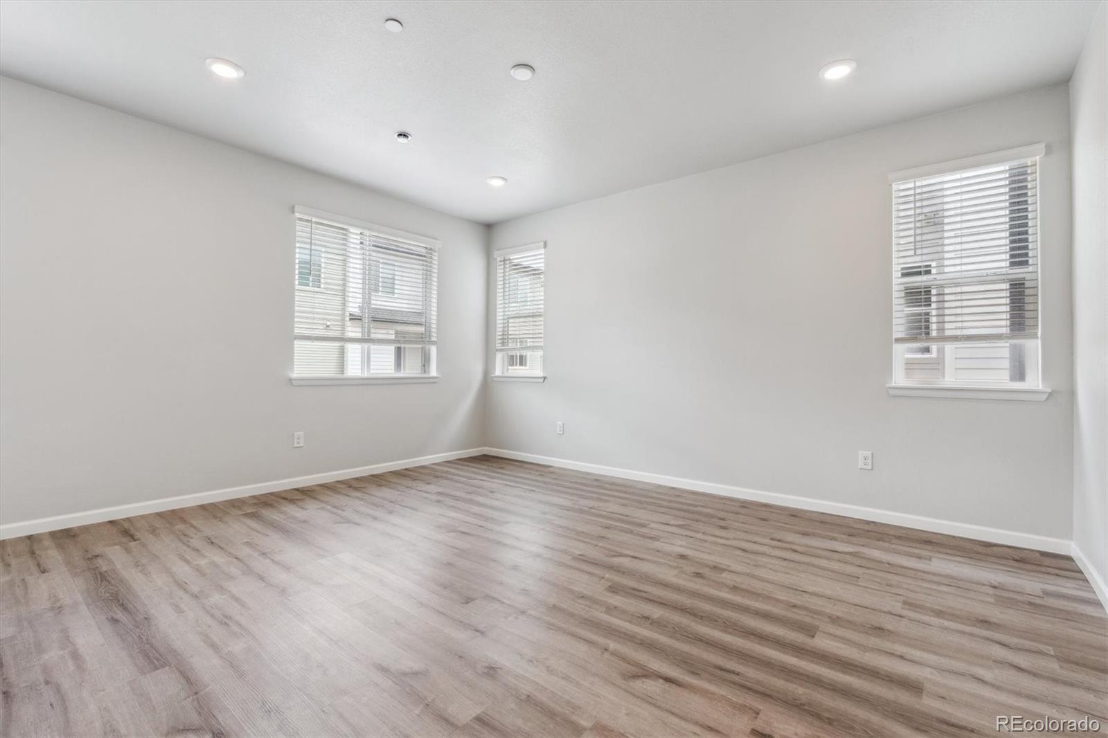 MLS Image #3 for 465  interlocken boulevard,broomfield, Colorado