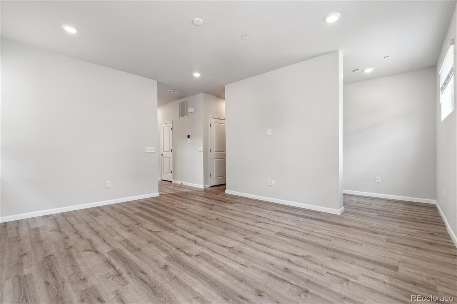 MLS Image #4 for 465  interlocken boulevard,broomfield, Colorado