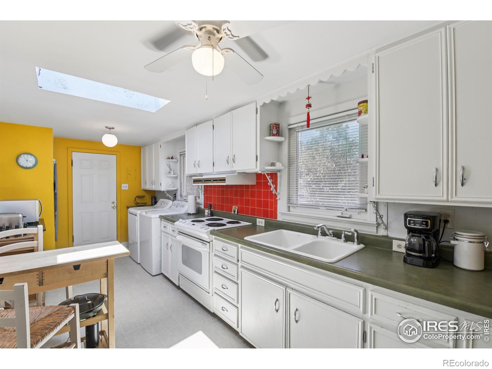 MLS Image #11 for 1110 s quitman street,denver, Colorado