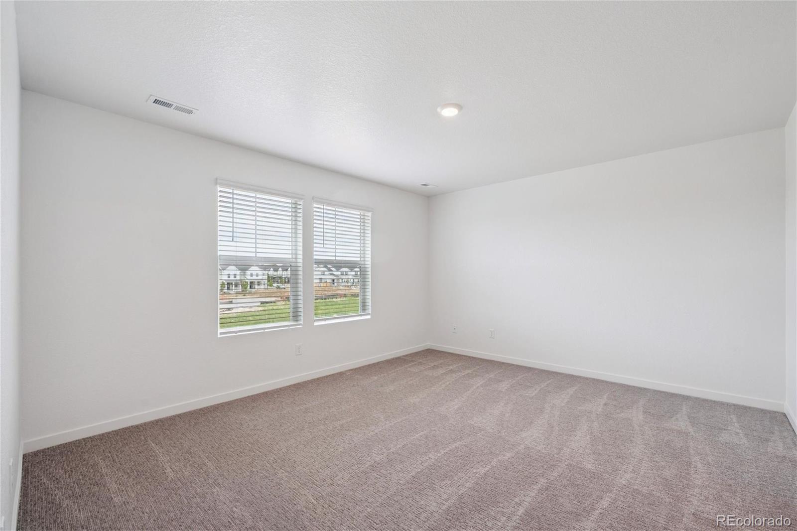 MLS Image #14 for 671 n tempe street,aurora, Colorado