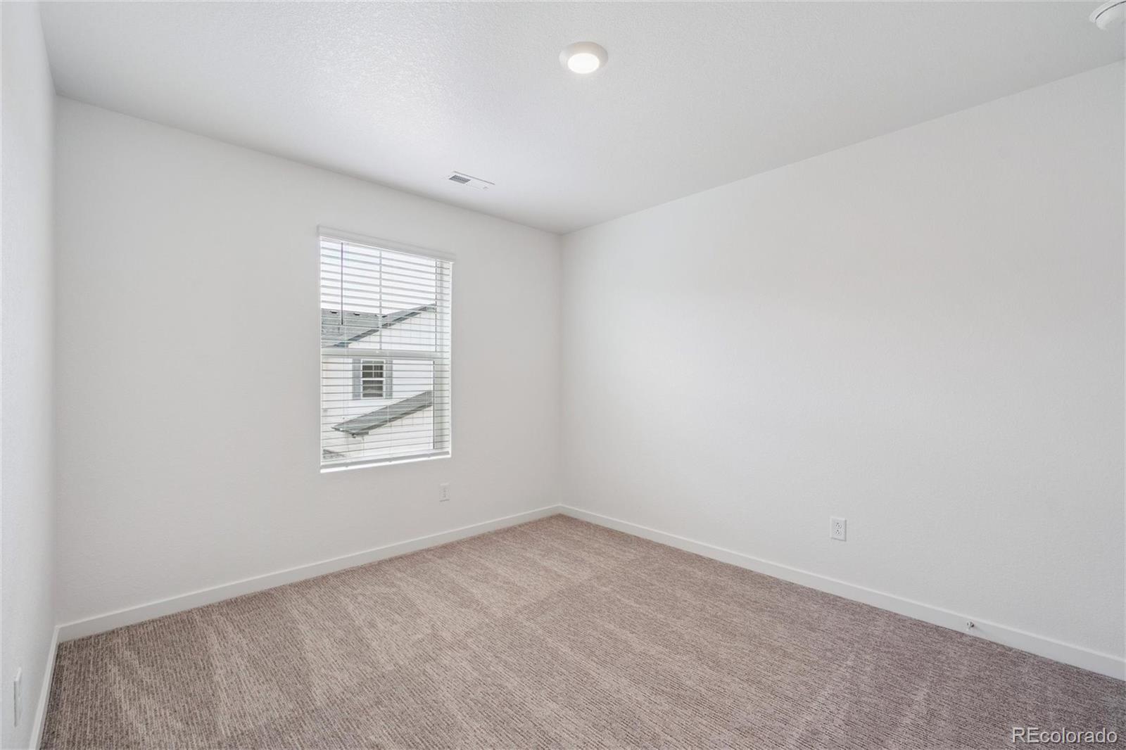 MLS Image #18 for 671 n tempe street,aurora, Colorado