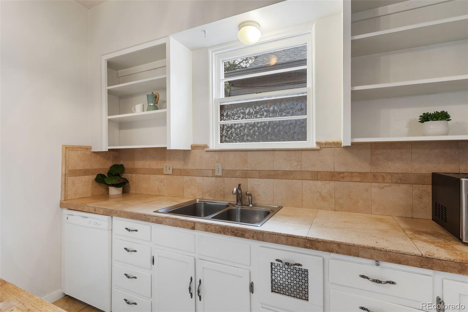 MLS Image #10 for 1909 w cucharras street,colorado springs, Colorado