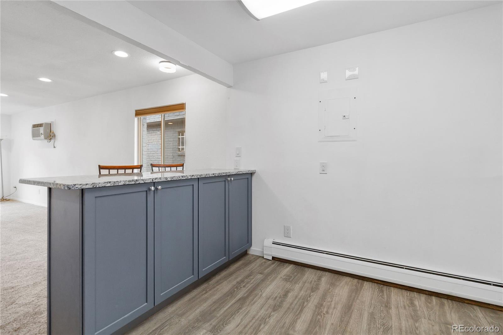 MLS Image #11 for 1440 s logan street,denver, Colorado