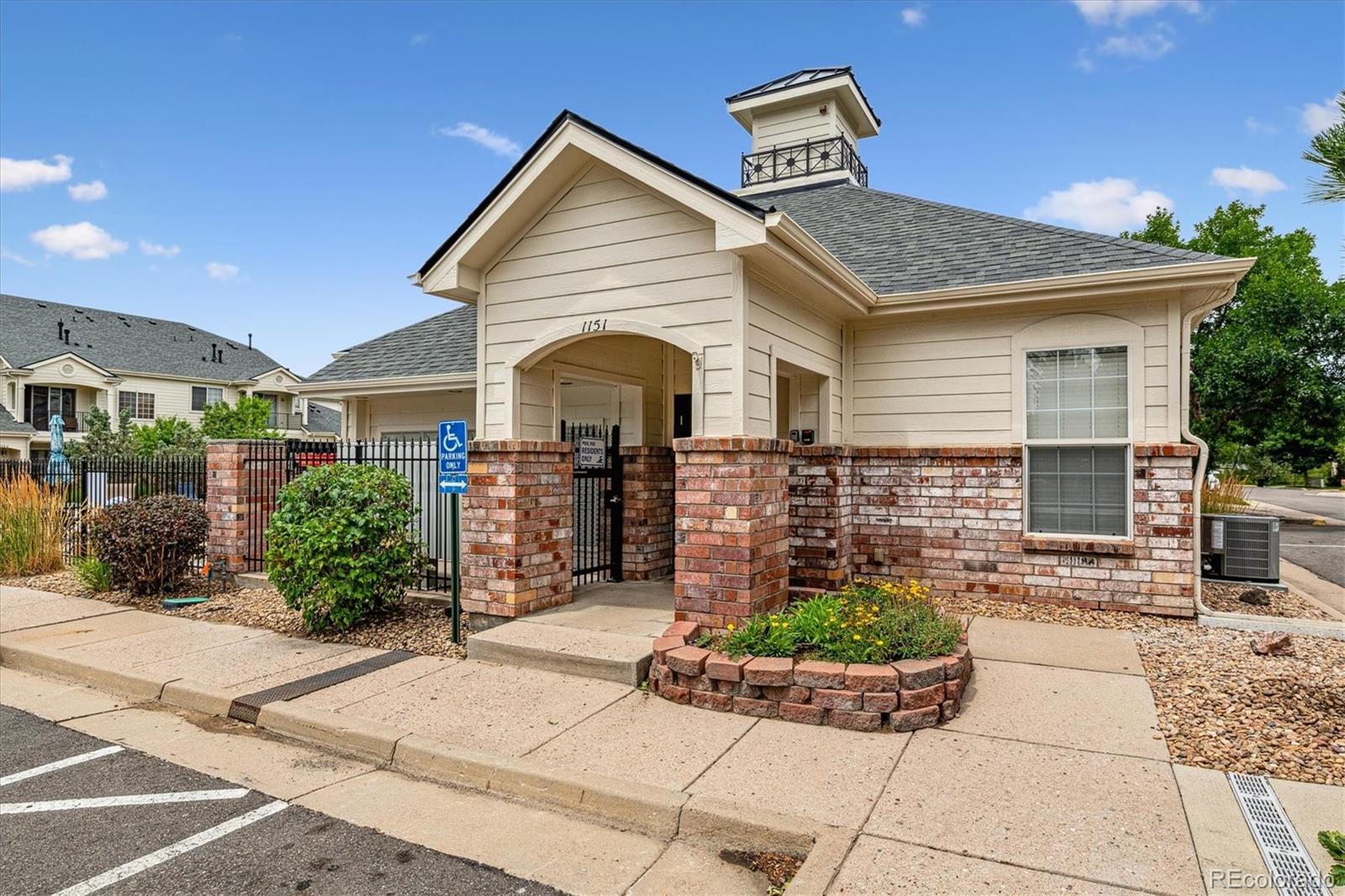 MLS Image #23 for 1131 s alton street,denver, Colorado