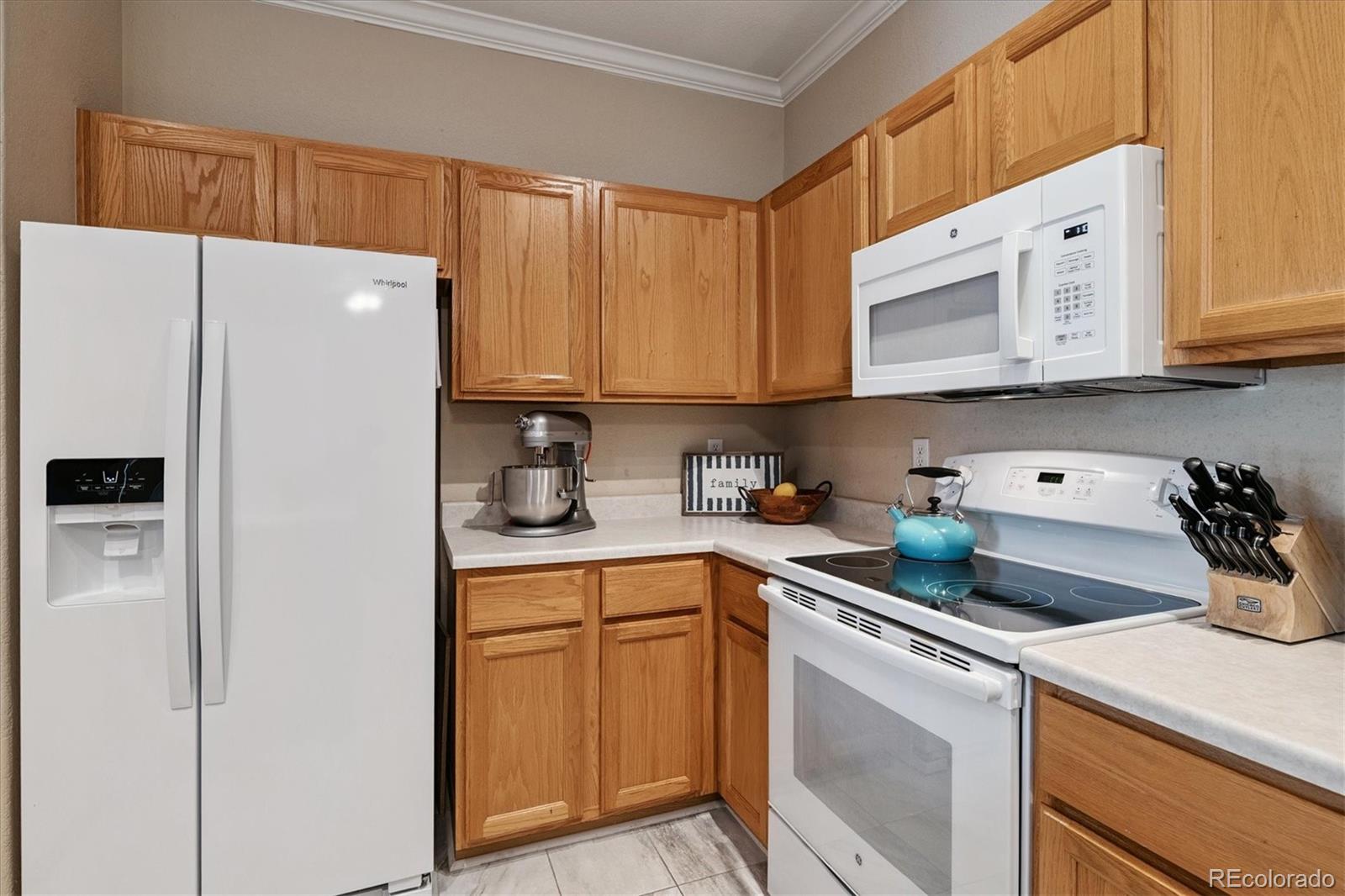 MLS Image #7 for 1131 s alton street,denver, Colorado