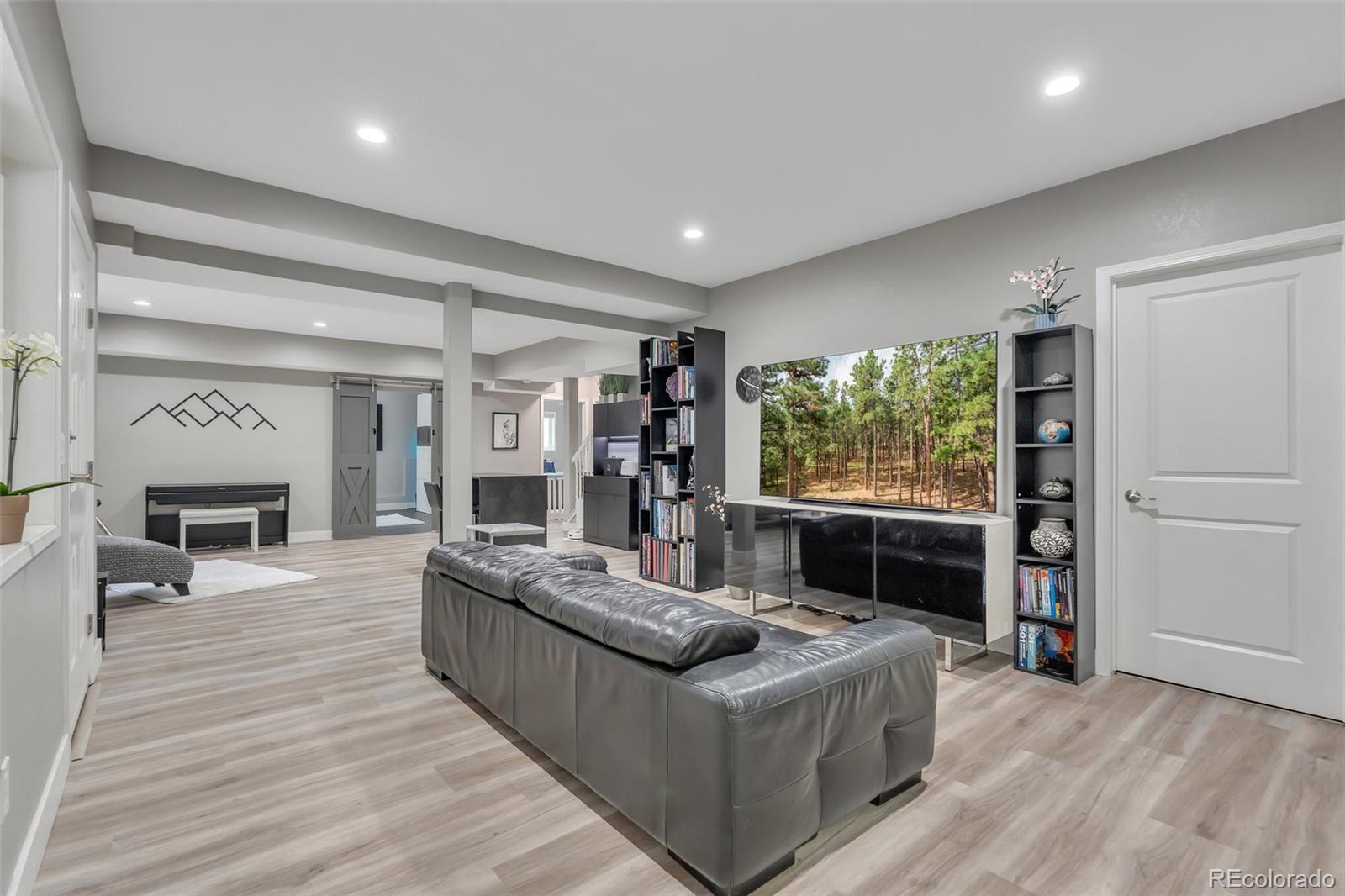 MLS Image #32 for 615  cimarron road,monument, Colorado