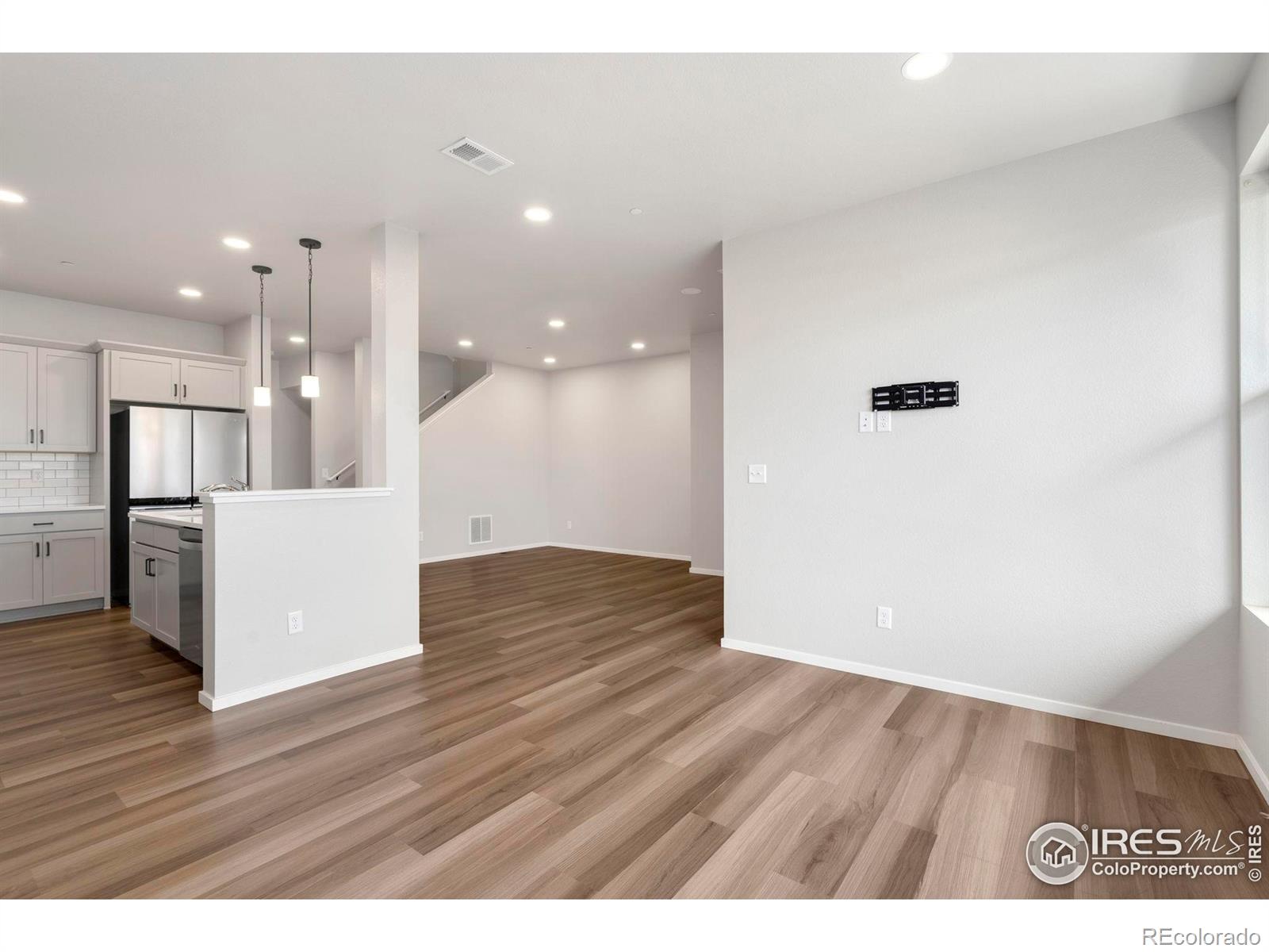MLS Image #12 for 411  skyraider way,fort collins, Colorado
