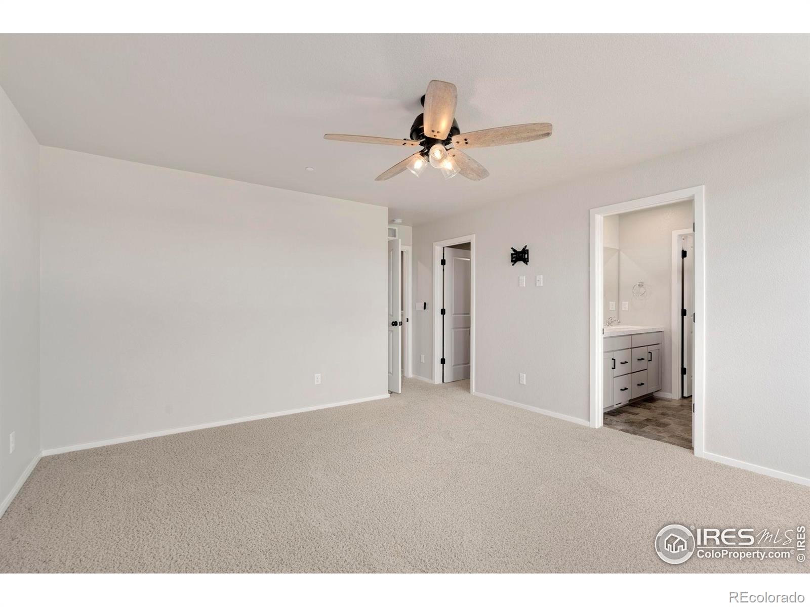 MLS Image #27 for 411  skyraider way,fort collins, Colorado