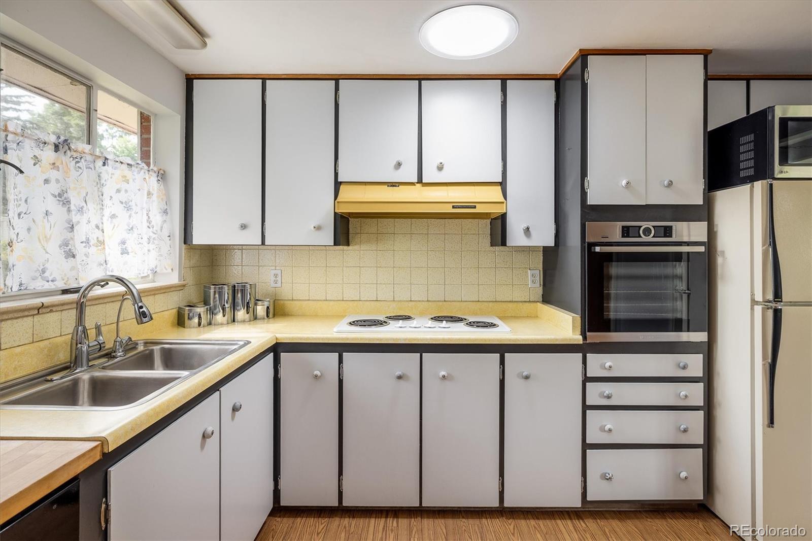 MLS Image #14 for 7092 w 4th avenue,lakewood, Colorado