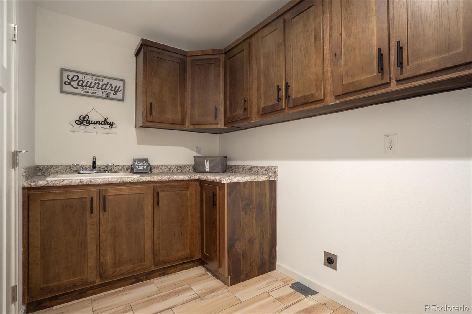 MLS Image #29 for 304 e 8th street,flagler, Colorado
