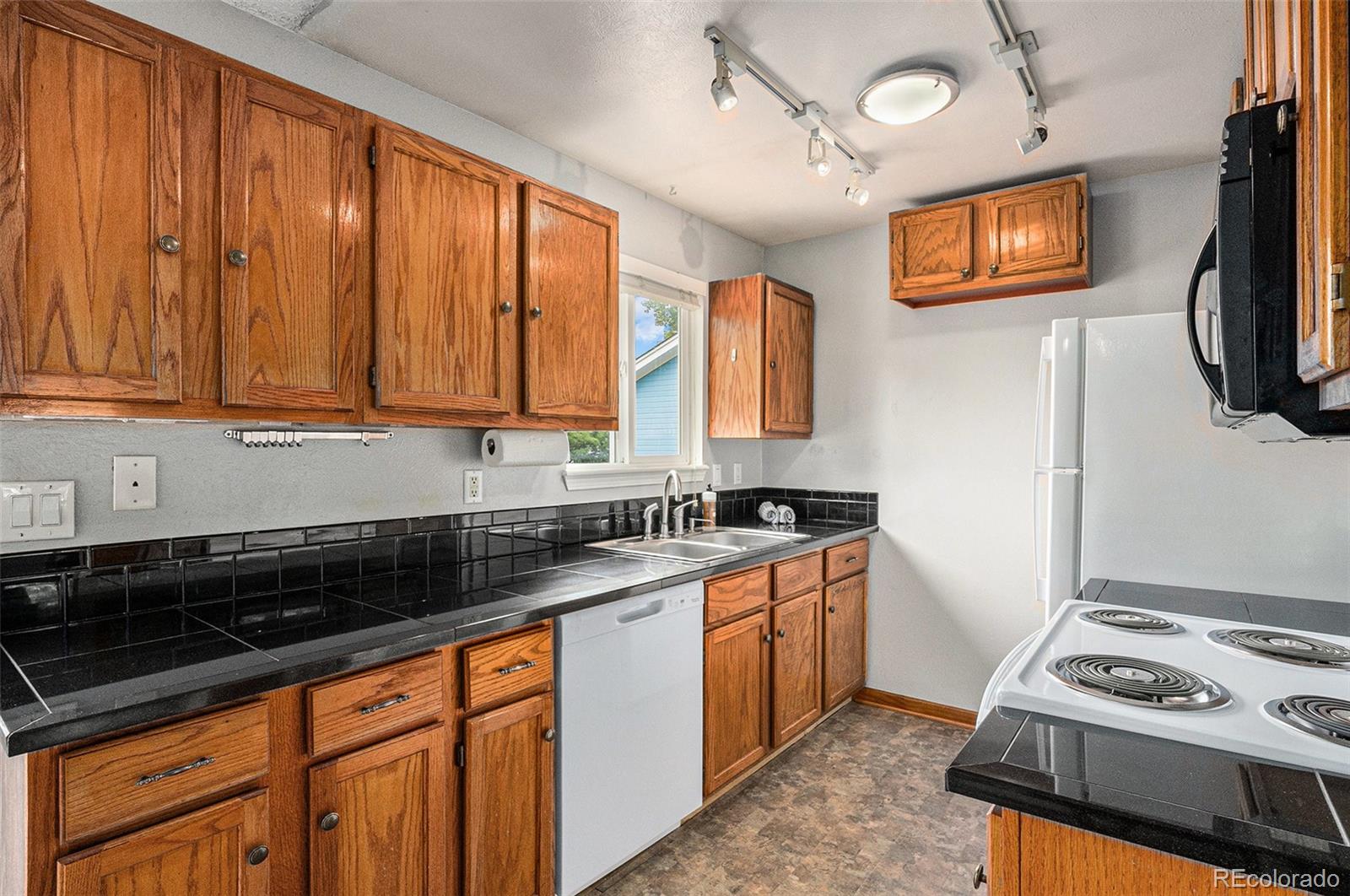 MLS Image #7 for 17423 e chenango drive,aurora, Colorado