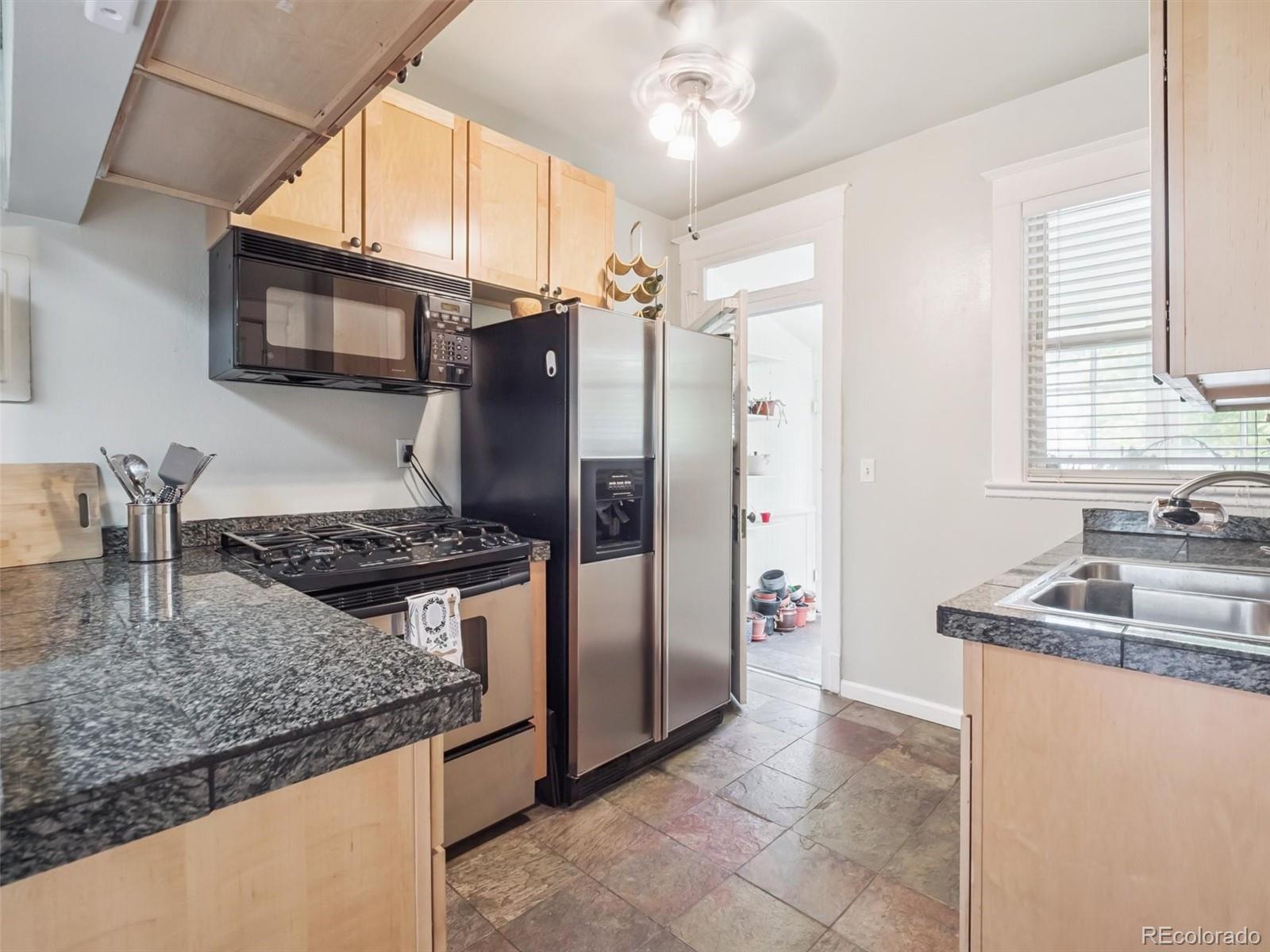 MLS Image #6 for 511 n washington street,denver, Colorado