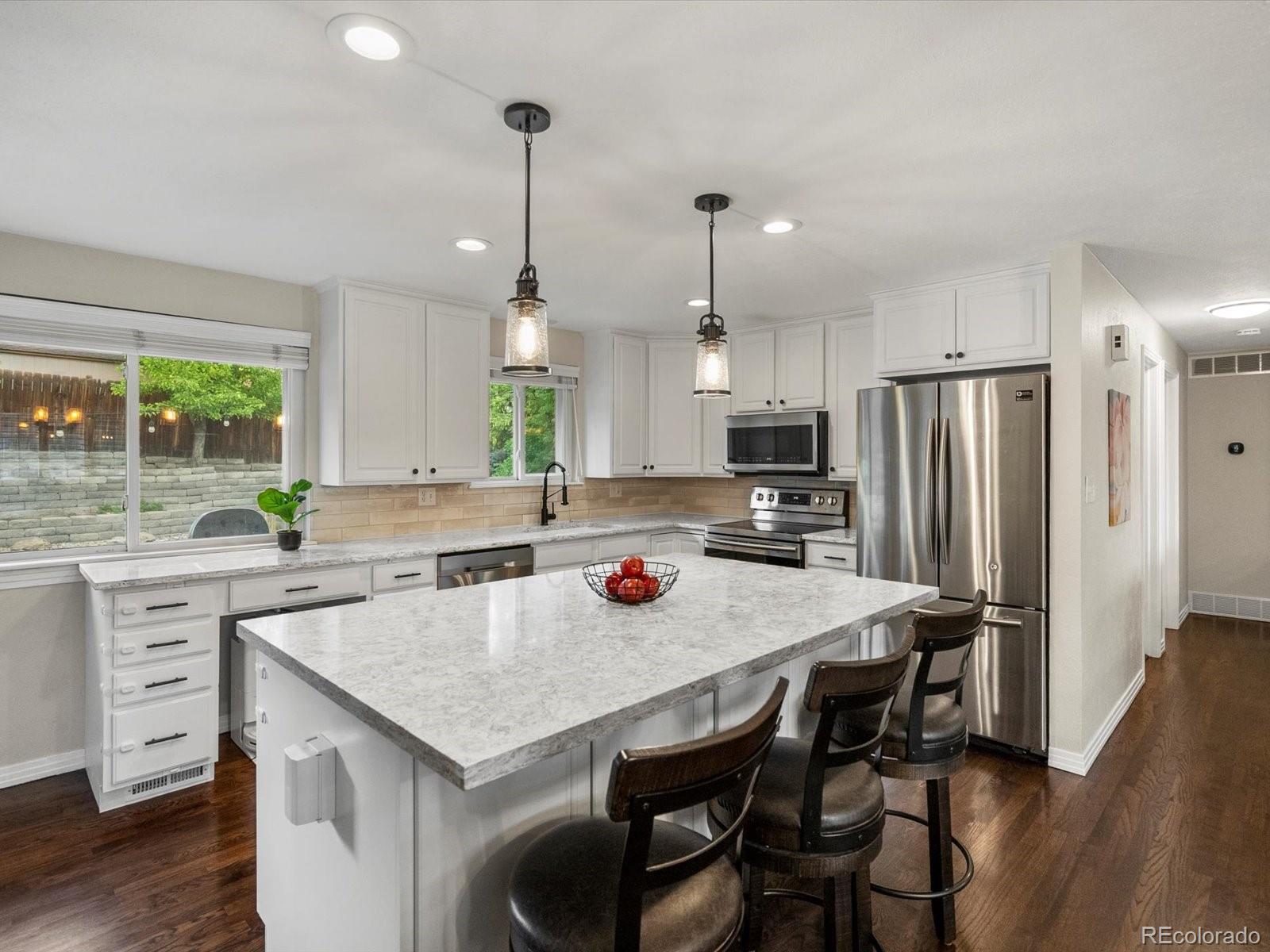 MLS Image #8 for 7085 w 71st avenue,arvada, Colorado