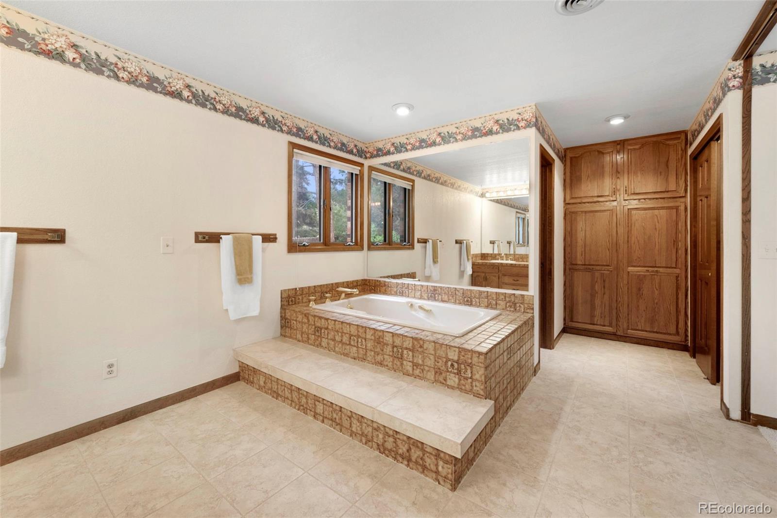 MLS Image #22 for 3920 s eagle street,aurora, Colorado