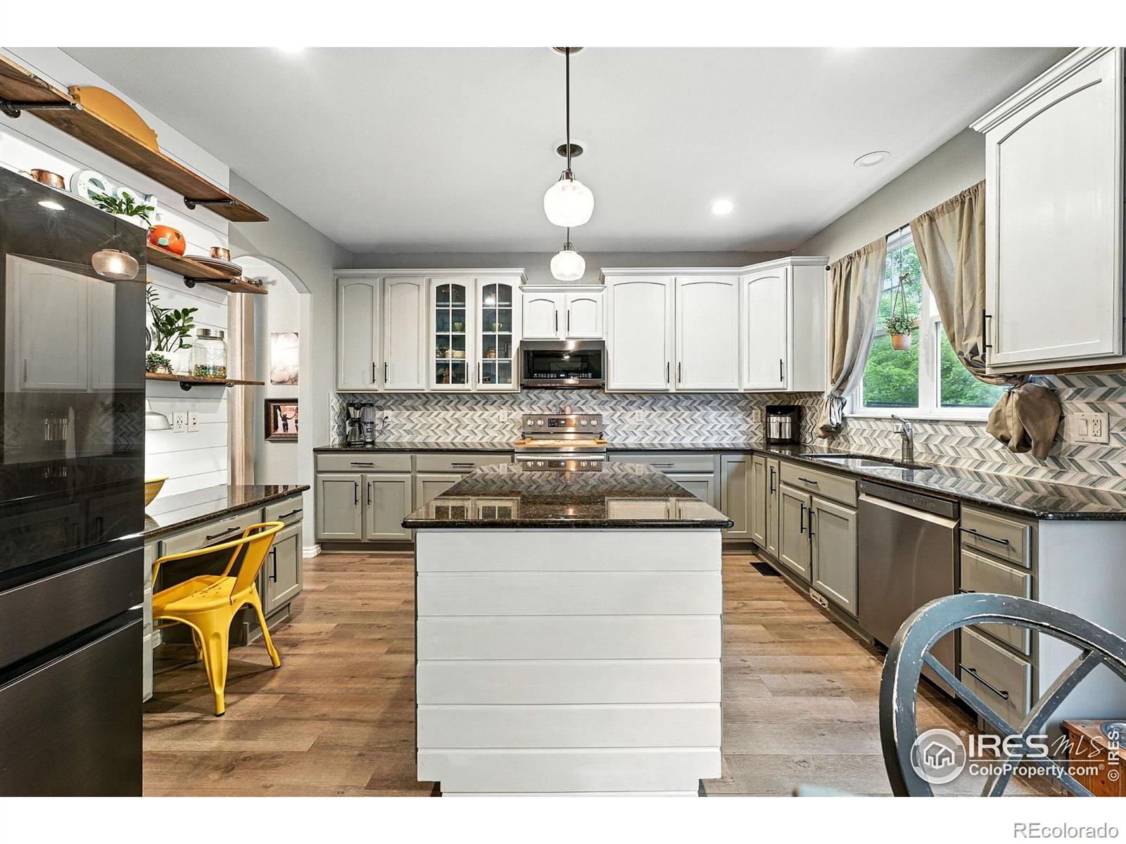 MLS Image #6 for 915  zodo avenue,erie, Colorado