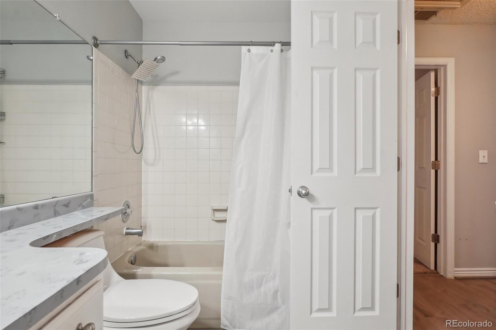 MLS Image #15 for 1818 s quebec way,denver, Colorado