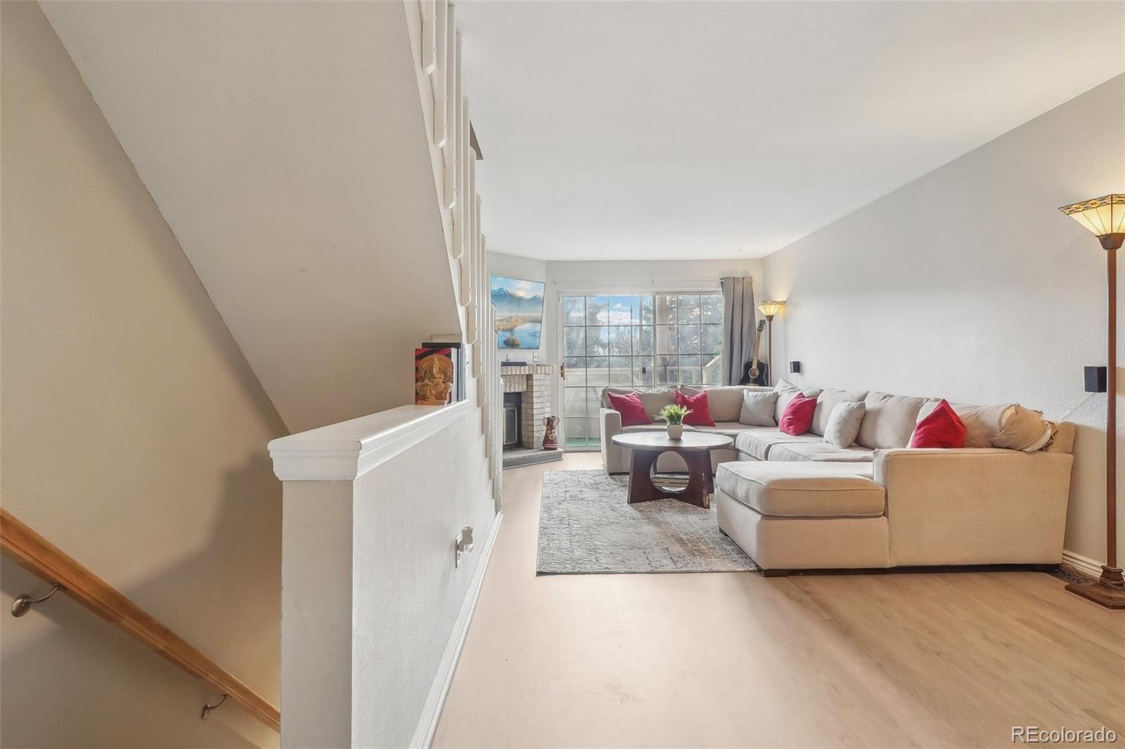 MLS Image #5 for 1818 s quebec way,denver, Colorado