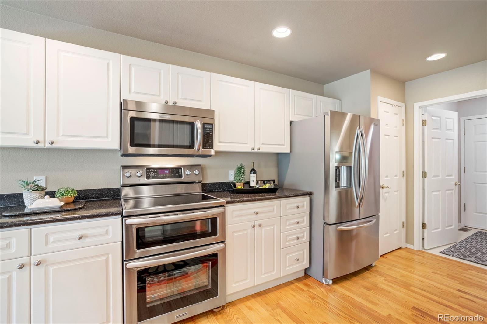MLS Image #10 for 1345  casson court,colorado springs, Colorado