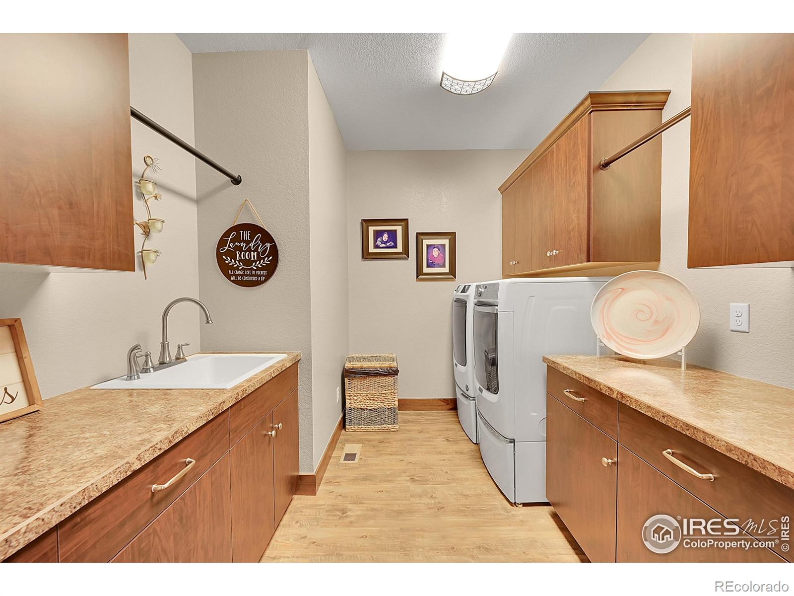 MLS Image #13 for 608  riverside court,greeley, Colorado