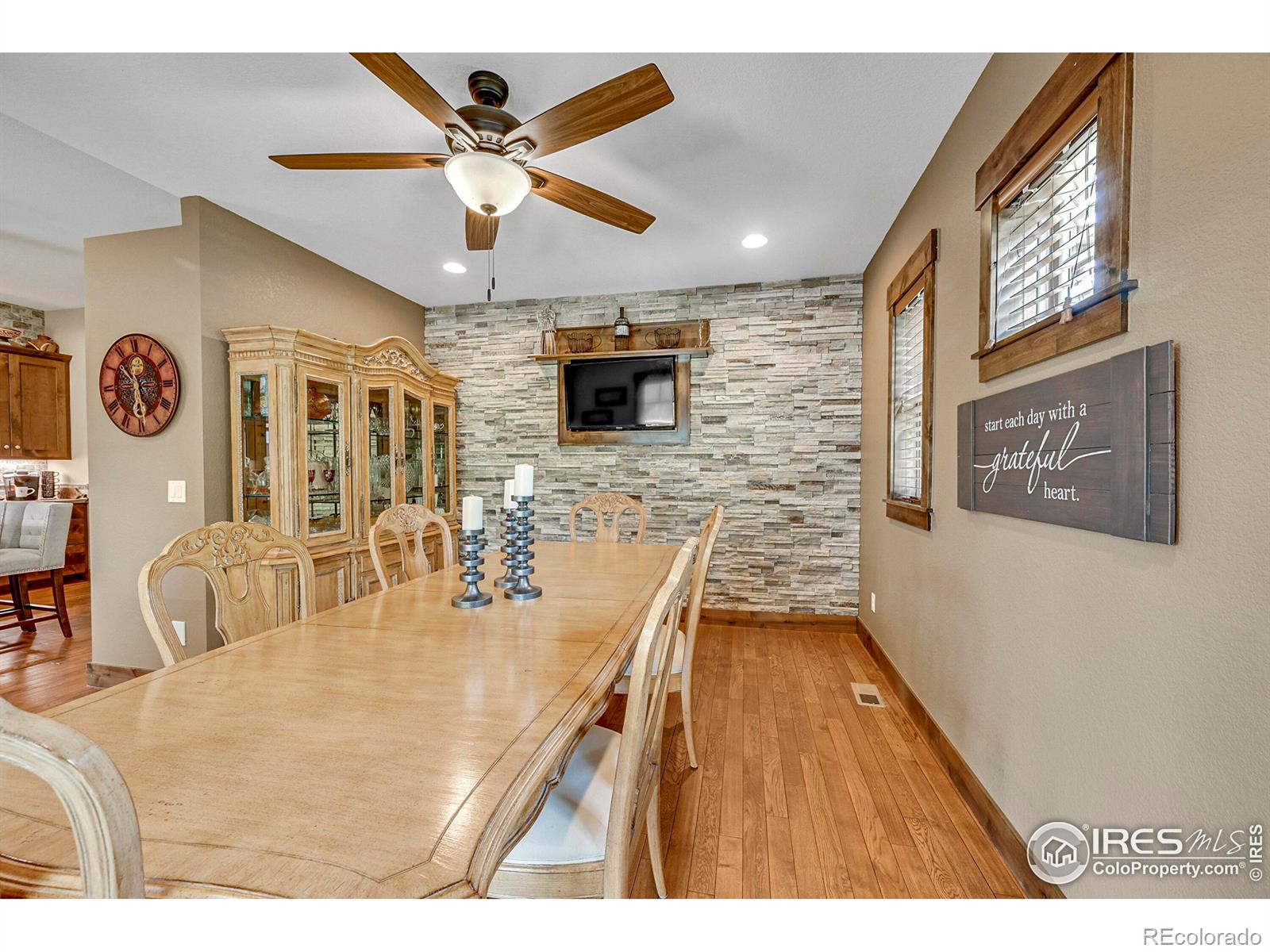 MLS Image #6 for 608  riverside court,greeley, Colorado