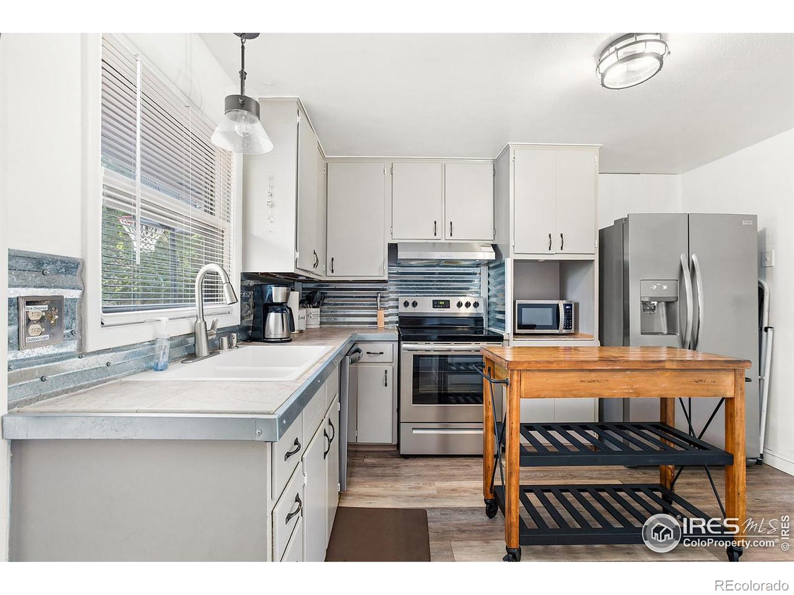MLS Image #9 for 1064 e 1st street,loveland, Colorado