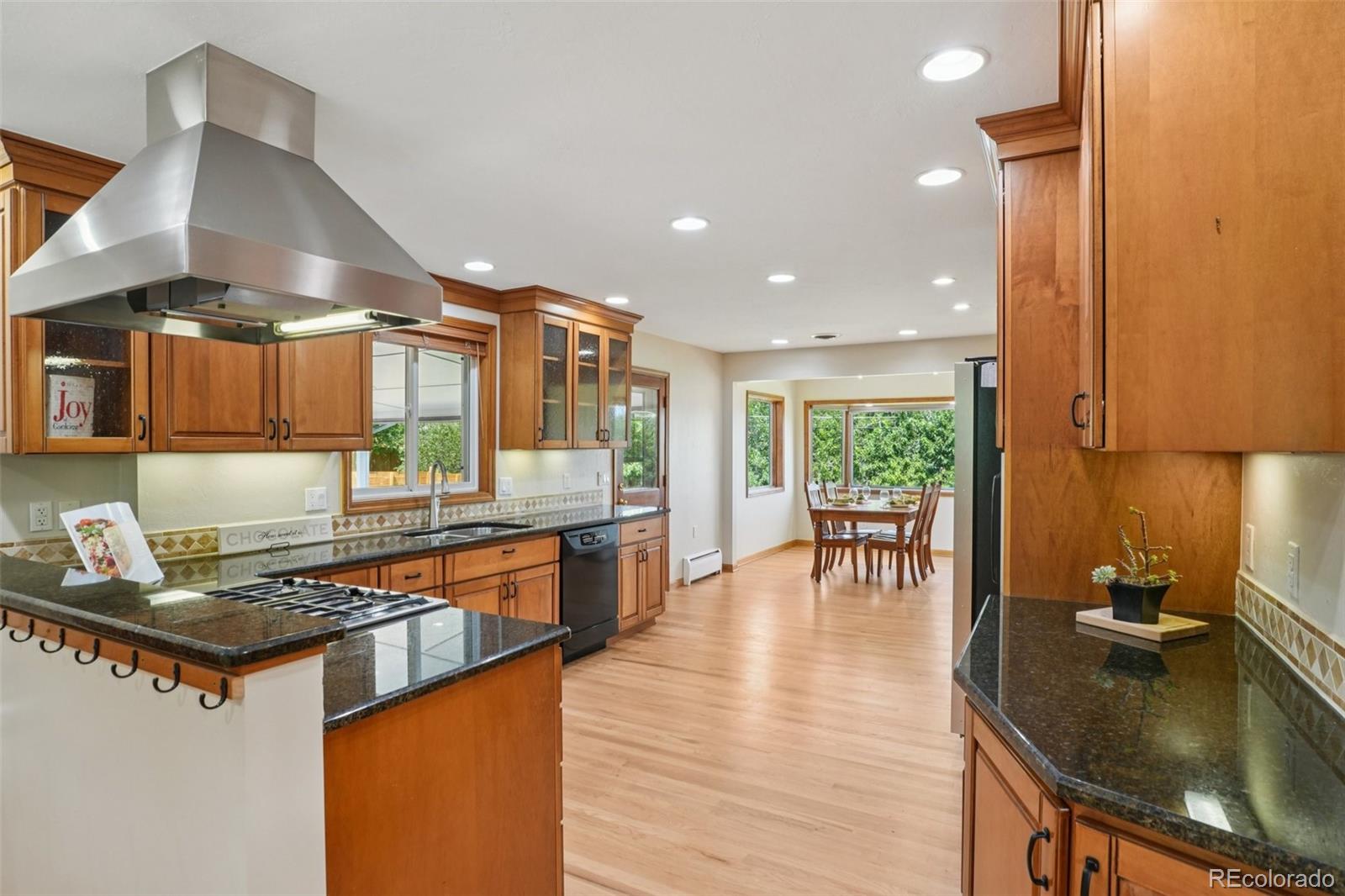 MLS Image #10 for 11655 w 29th place,lakewood, Colorado