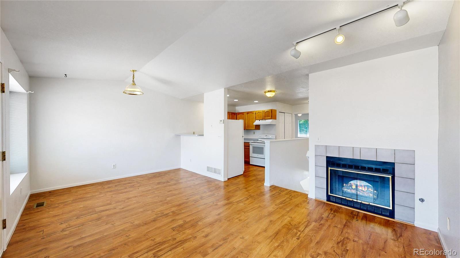 MLS Image #6 for 3025 w stuart street,fort collins, Colorado
