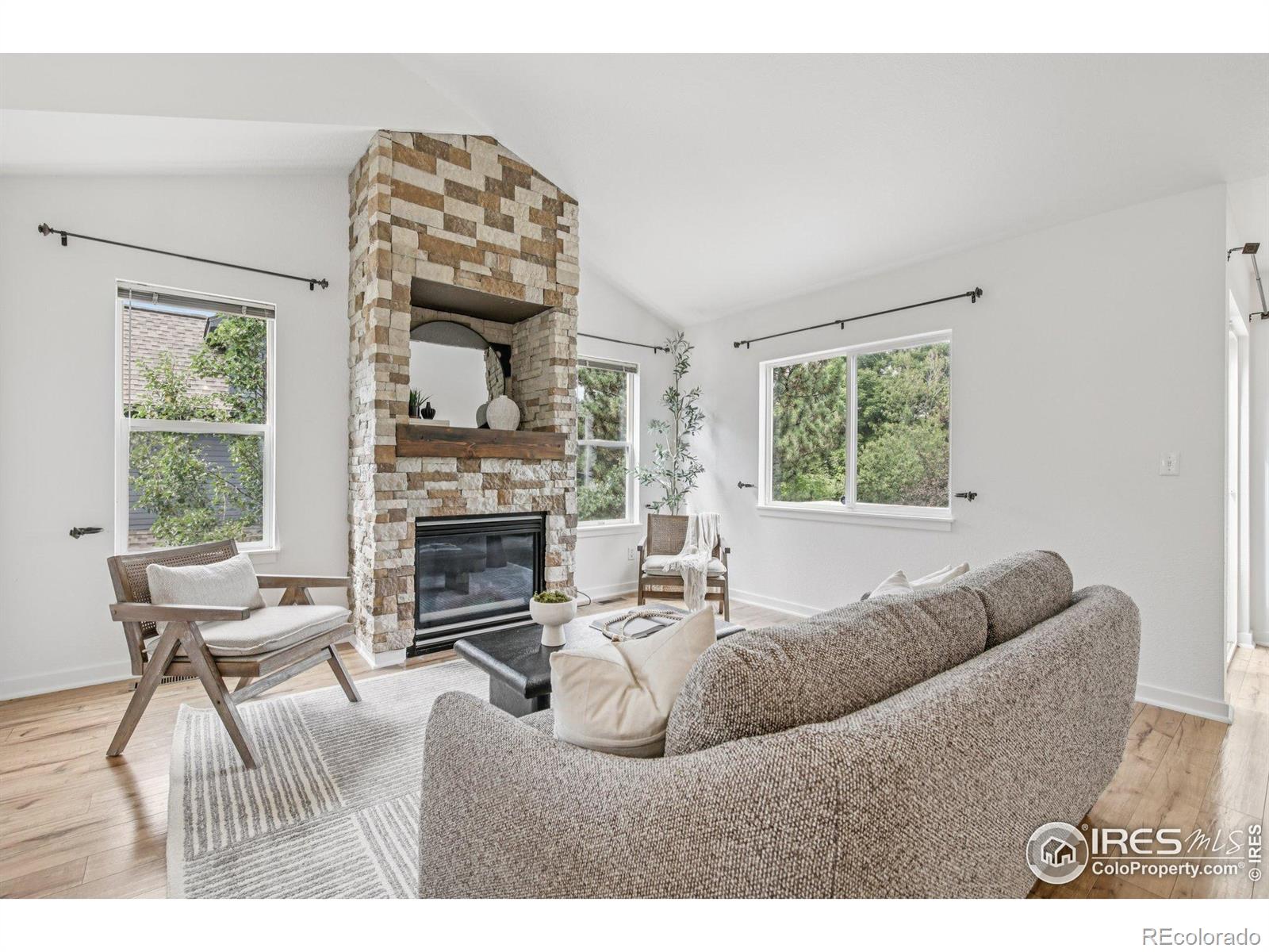 MLS Image #3 for 133  mesa circle,lafayette, Colorado